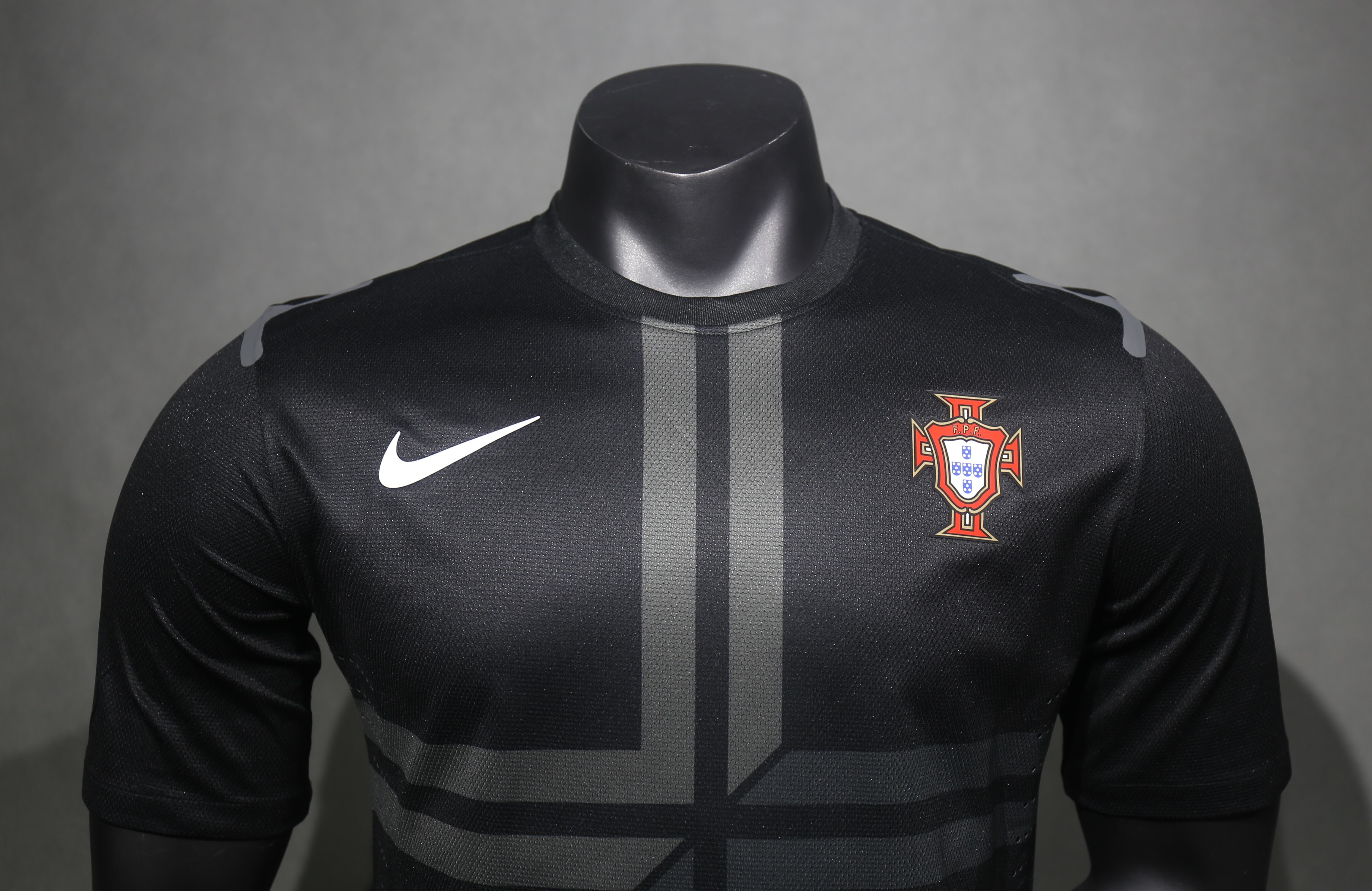 Player Version Retro Portugal 2013 Away Long Sleeves S-3XL