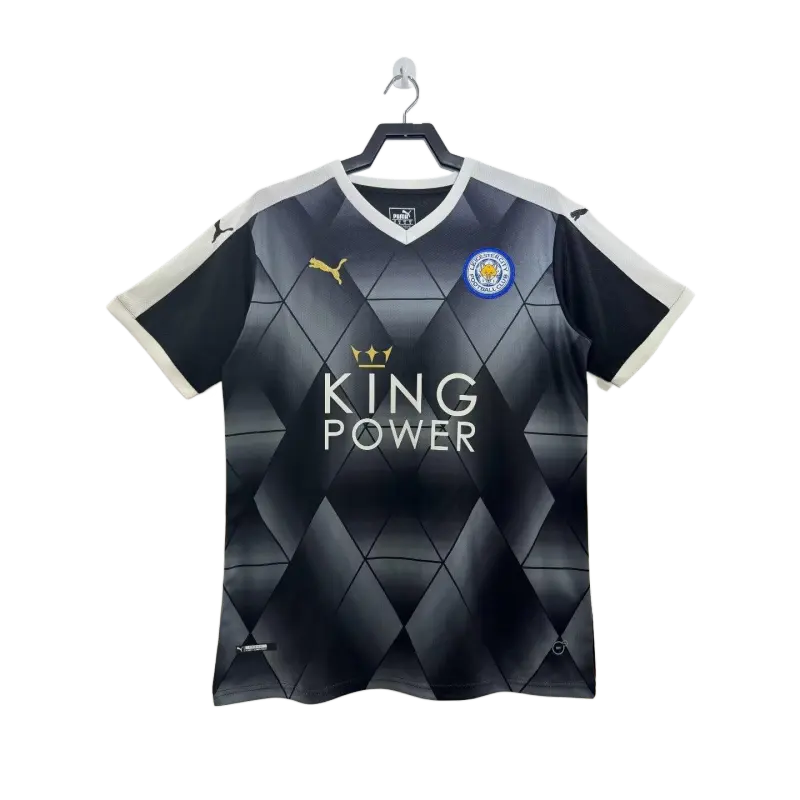 Retro Leicester City 15/16 Away