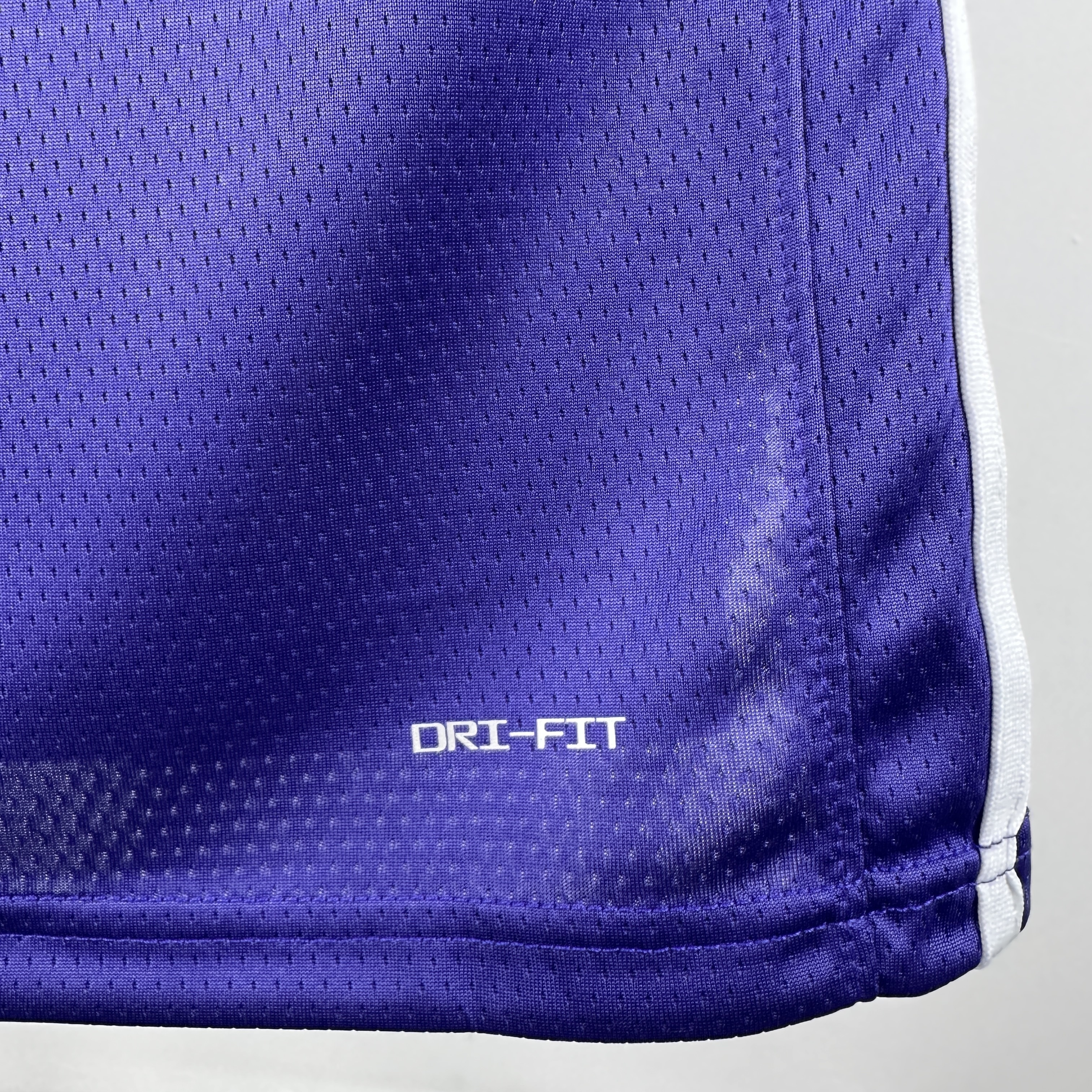 26 Season Lakers City Editon #23