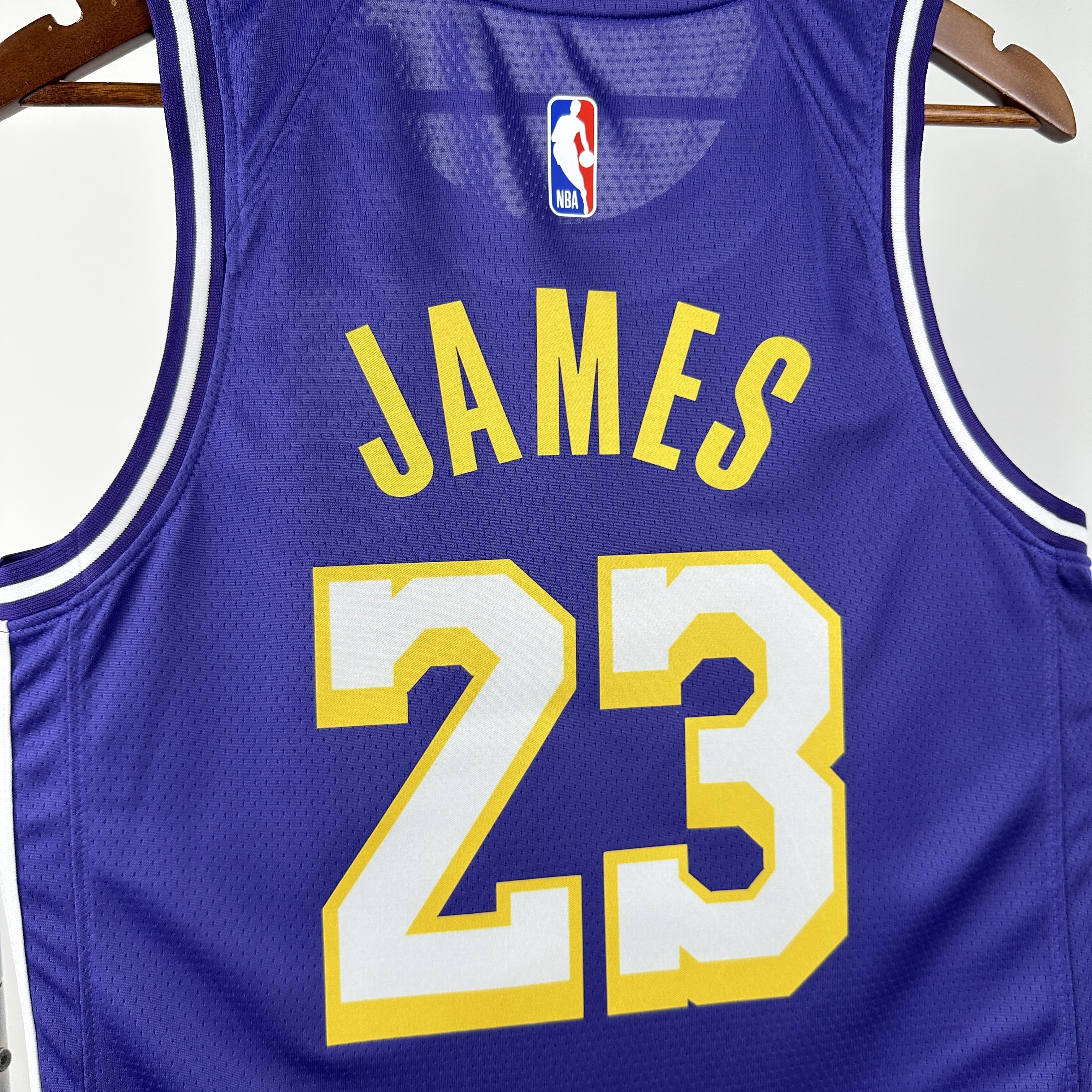 26 Season Lakers City Editon #23
