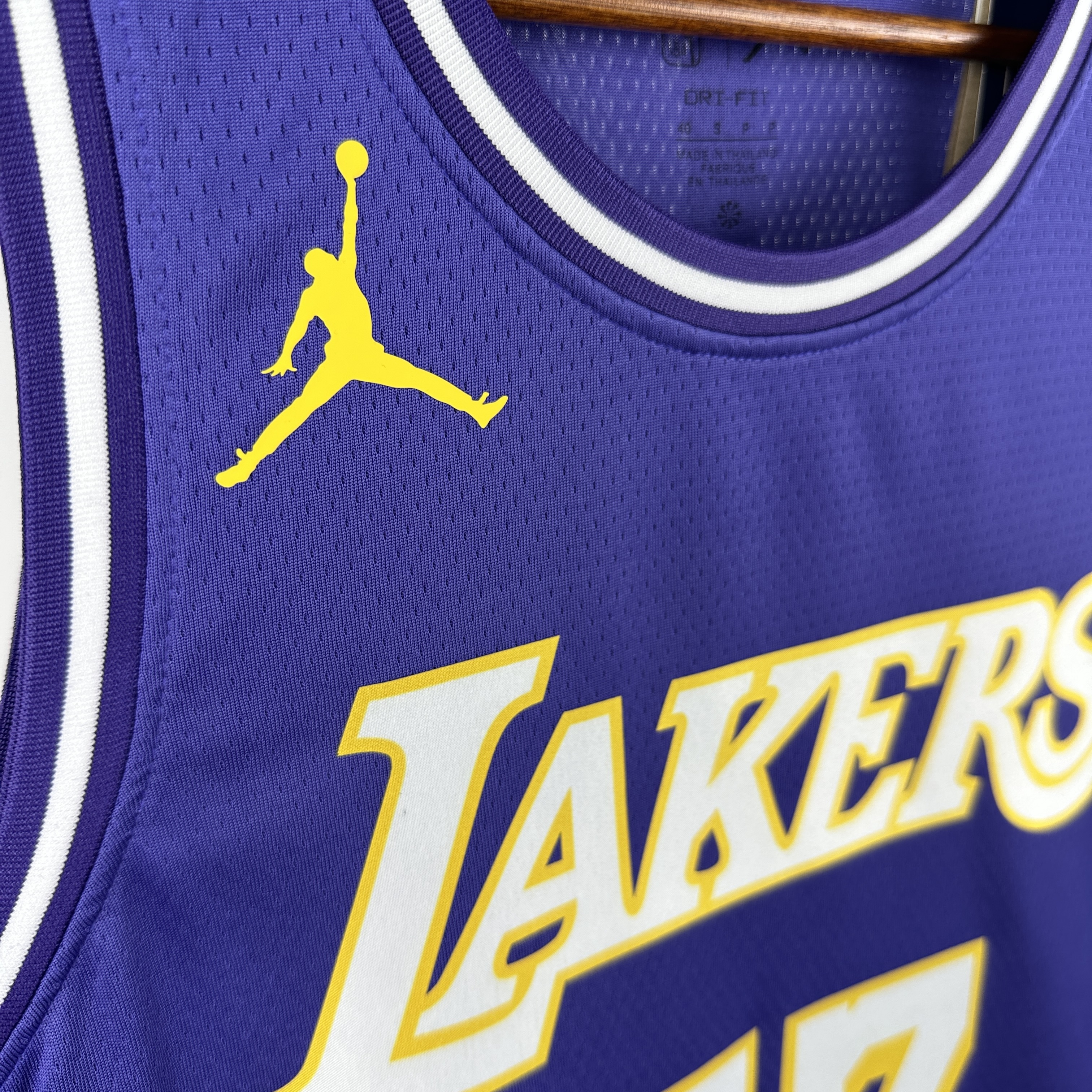 26 Season Lakers City Editon #77