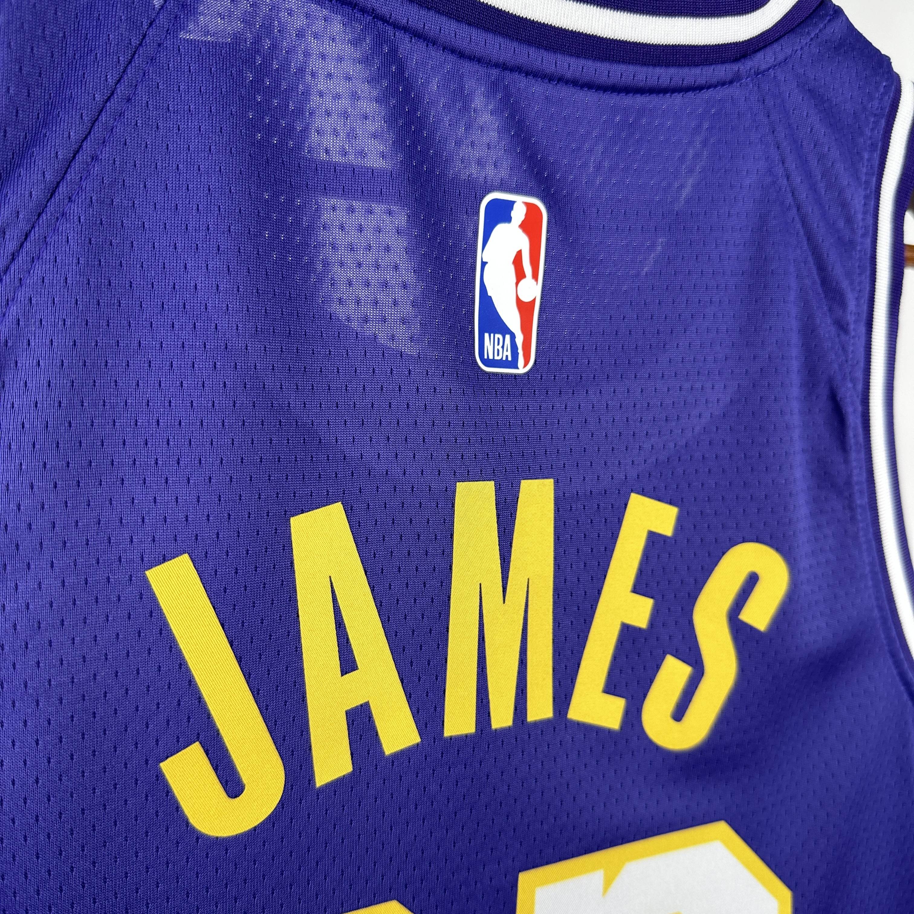 26 Season Lakers City Editon #23