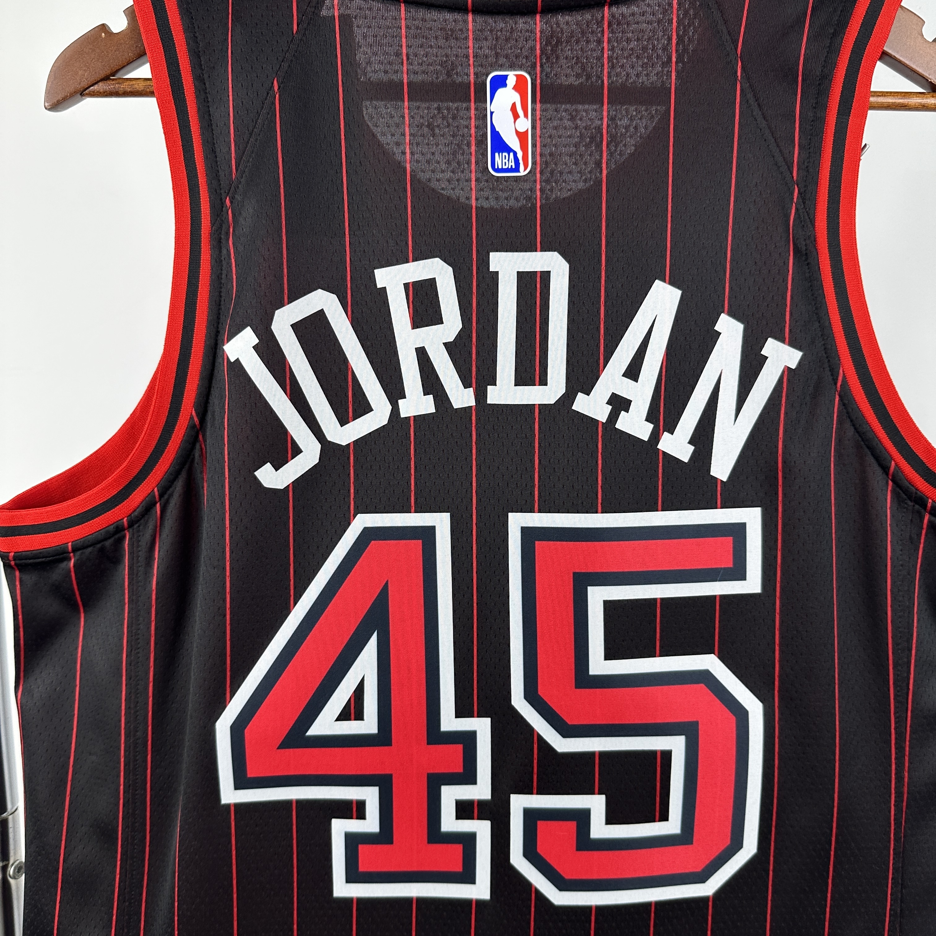 26 Season Chicago Bulls Flyer Edition No.45