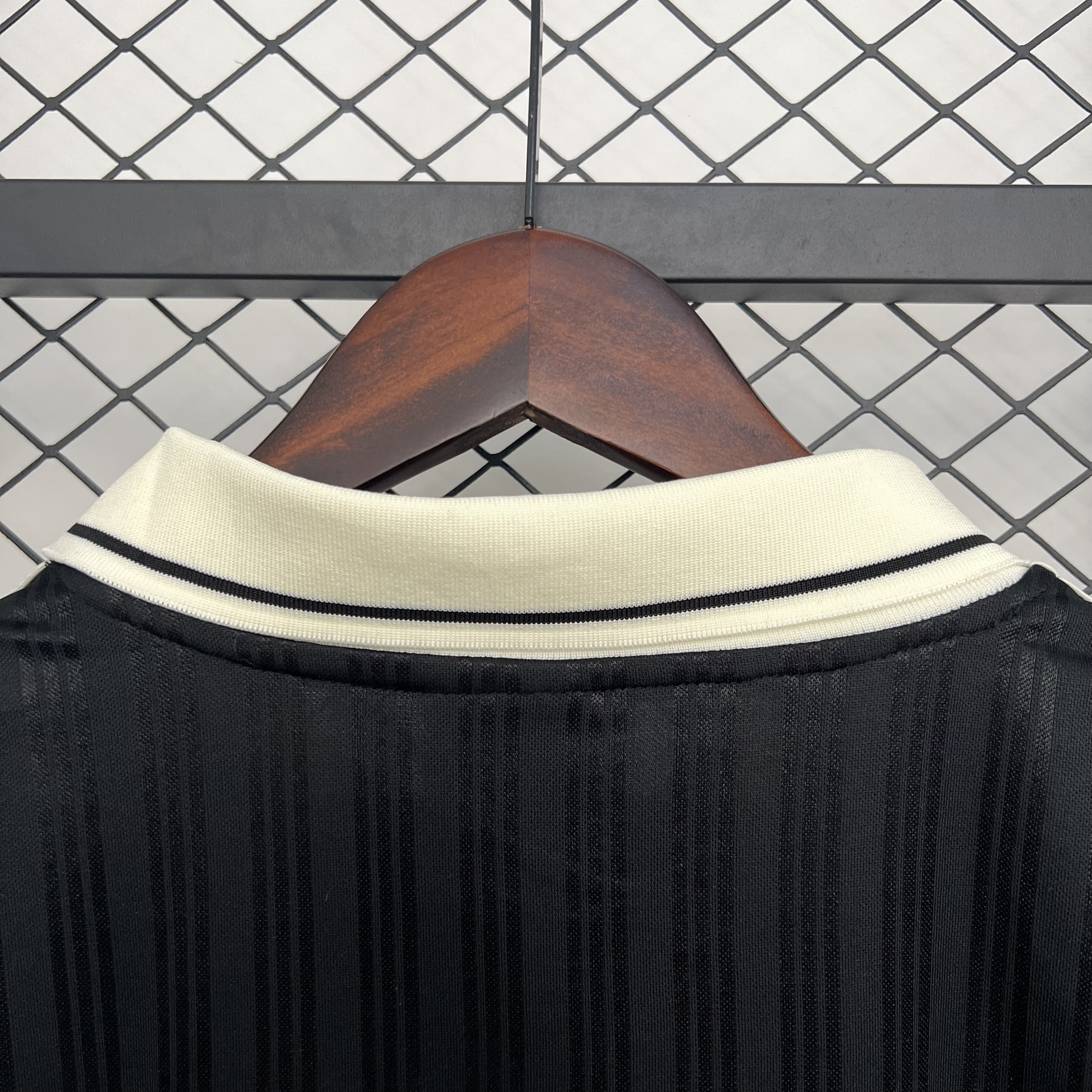 TOUR JACQUARD JERSEY