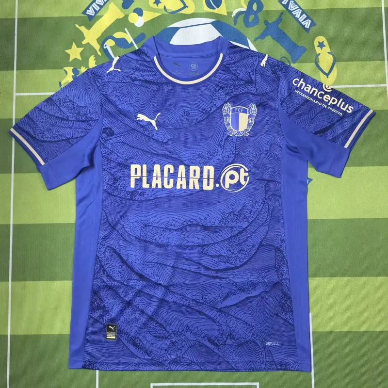 Famalicão 25/26 Away