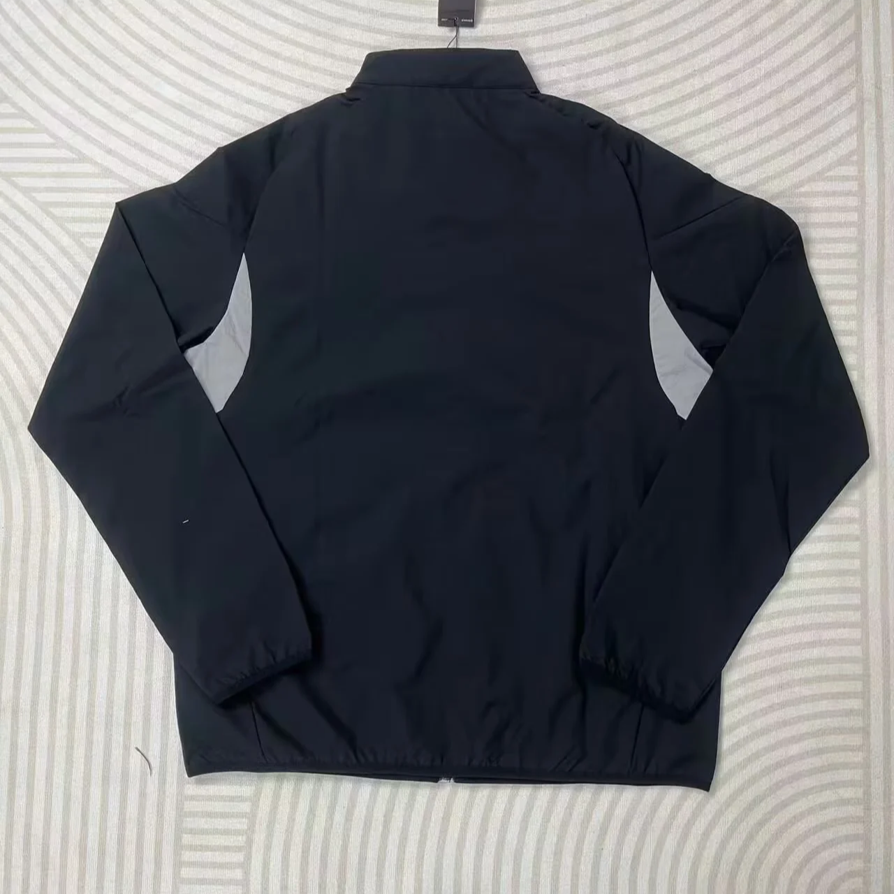 Newcastle Windbreaker