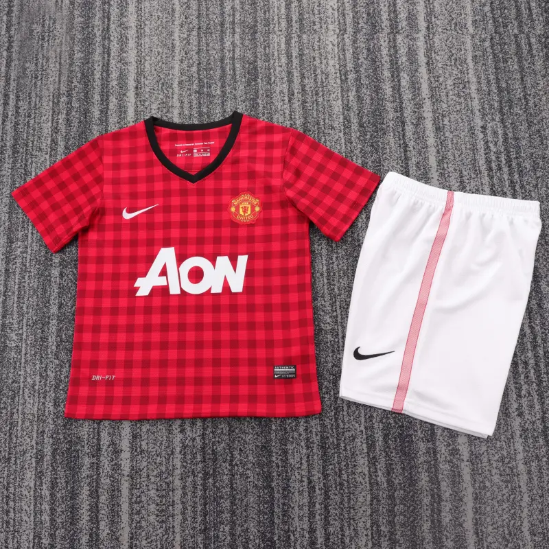 Manchester United Kids Retro Man Utd 12/13 Home