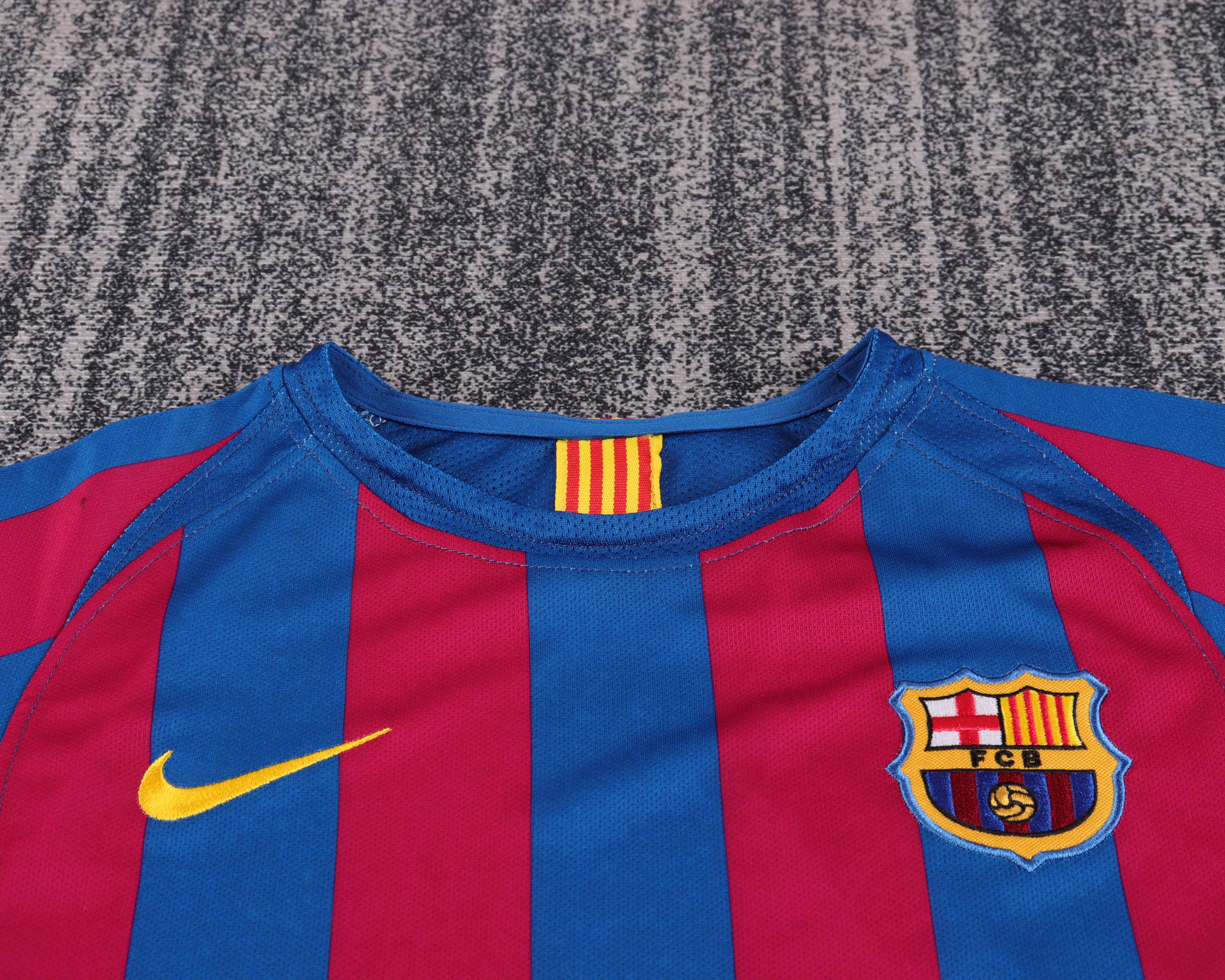 Kids kit Barcelona 05/06 Home 3