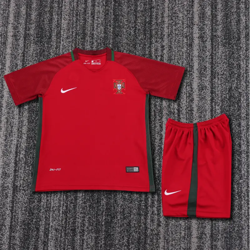 Kids Retro Kit Portugal 16/17 Home