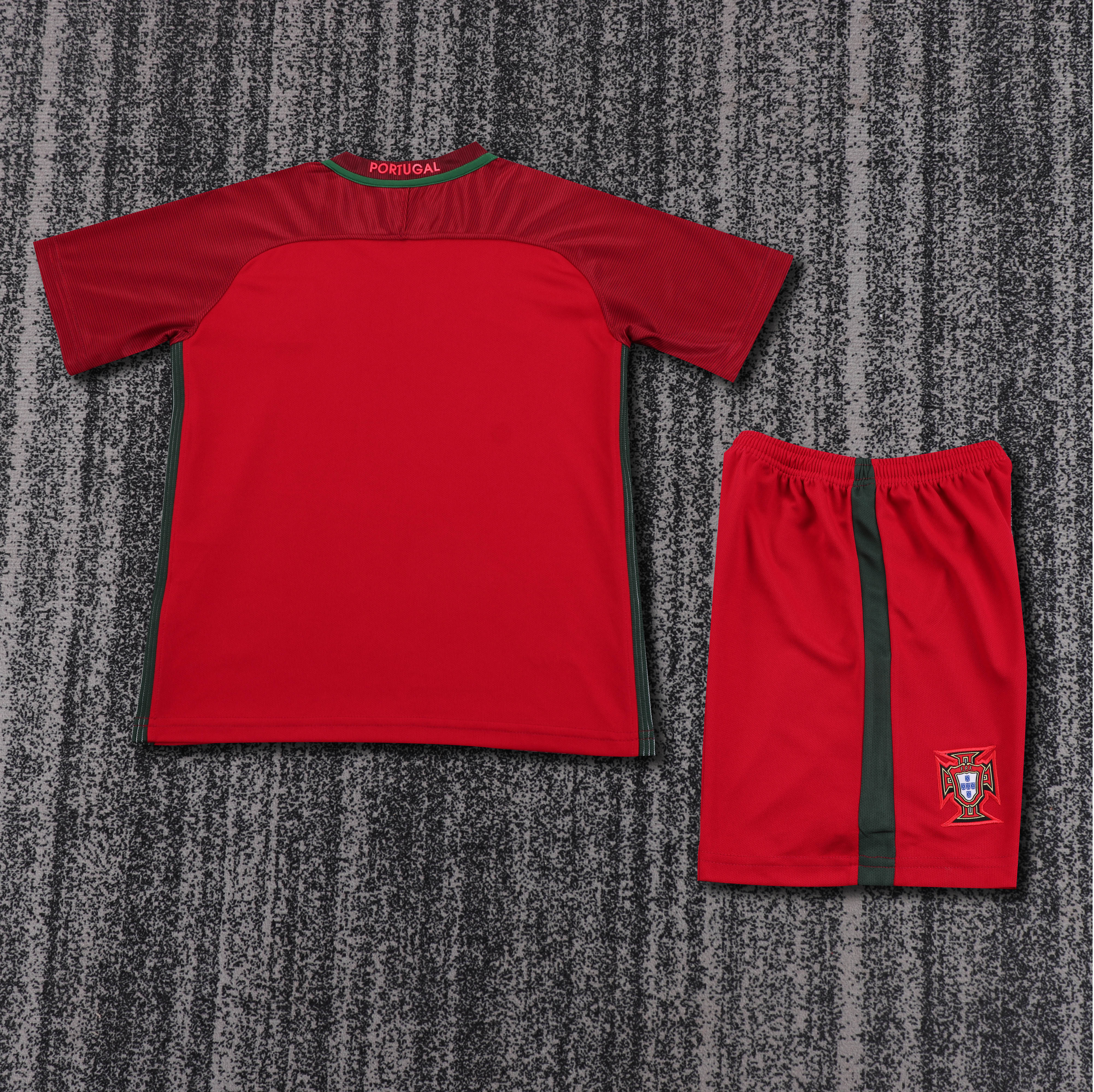 Kids Retro Kit Portugal 16/17 Home