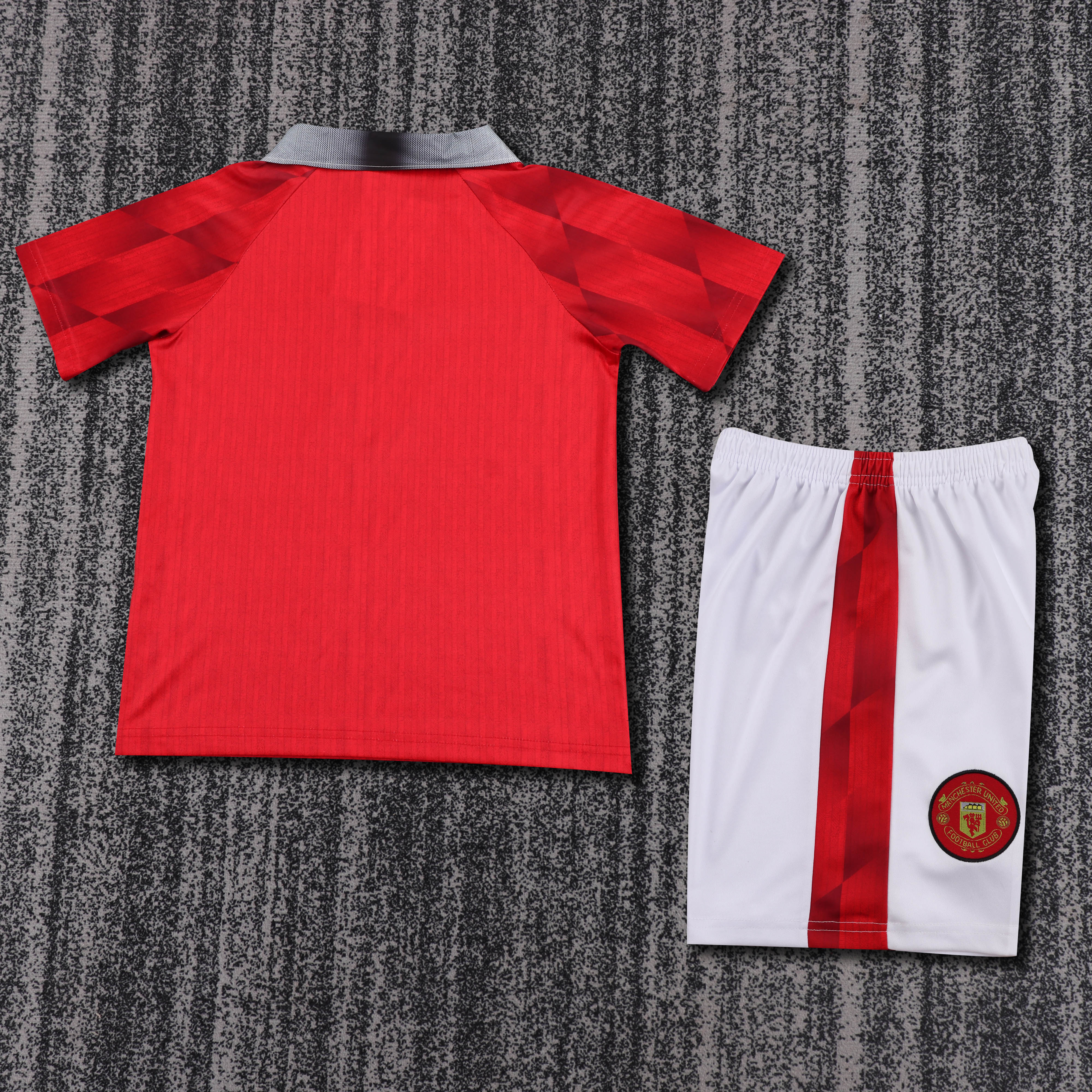 Kids Retro Man Utd 96/97 Home