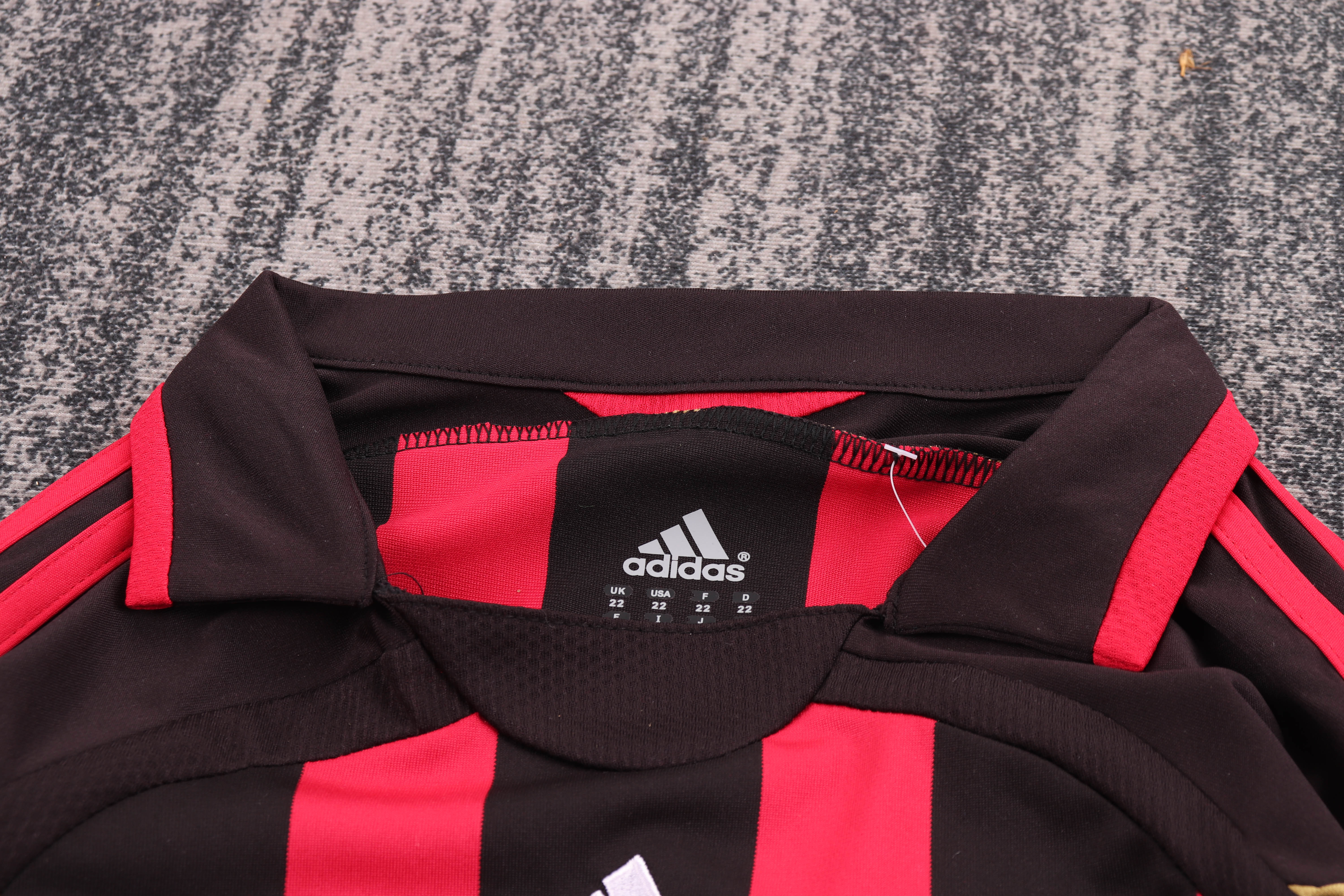 Kids Retro Kit AC Milan 06/07 Home Long Sleeves 3