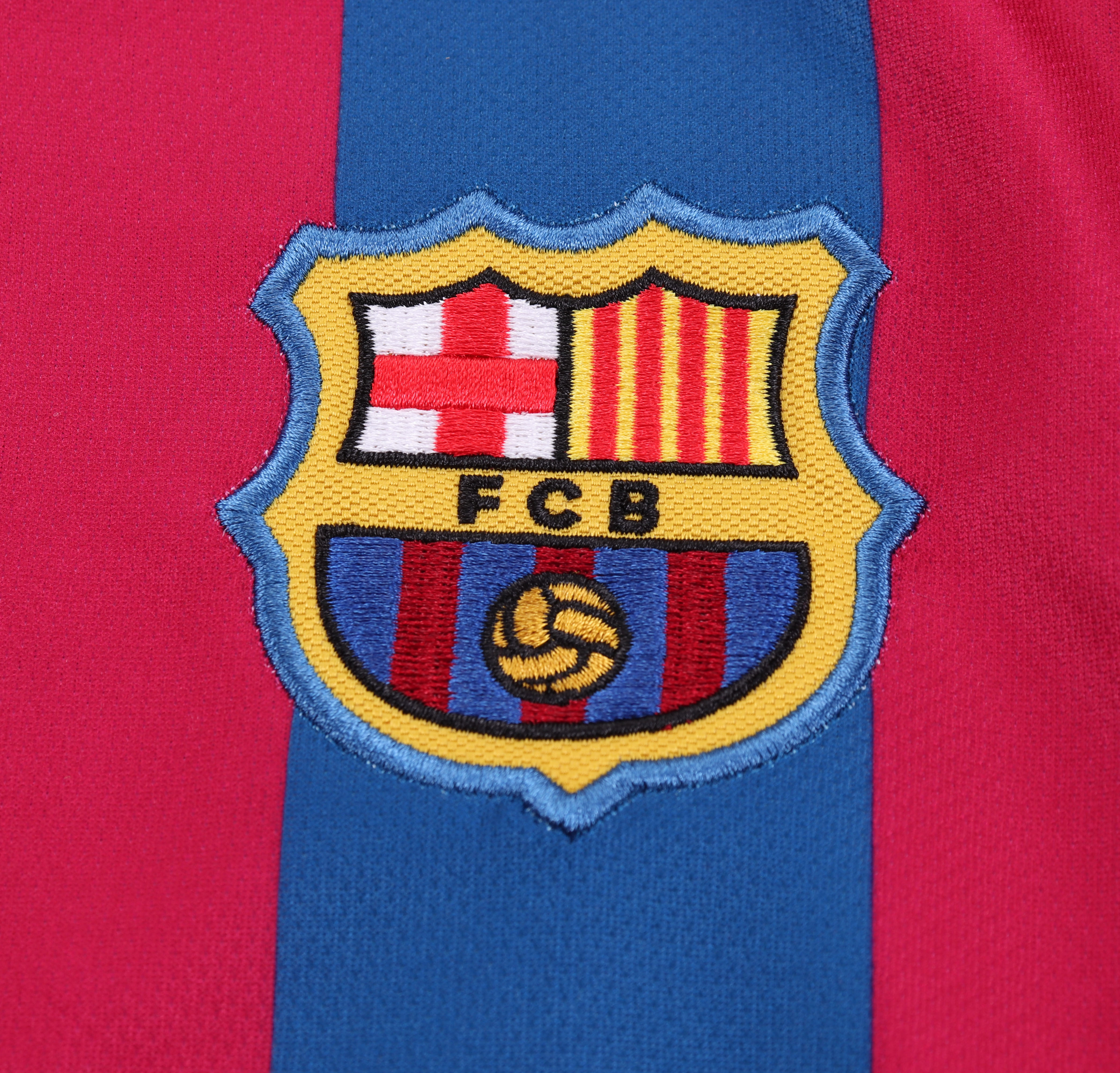 Kids kit Barcelona 05/06 Home Long Sleeves 3