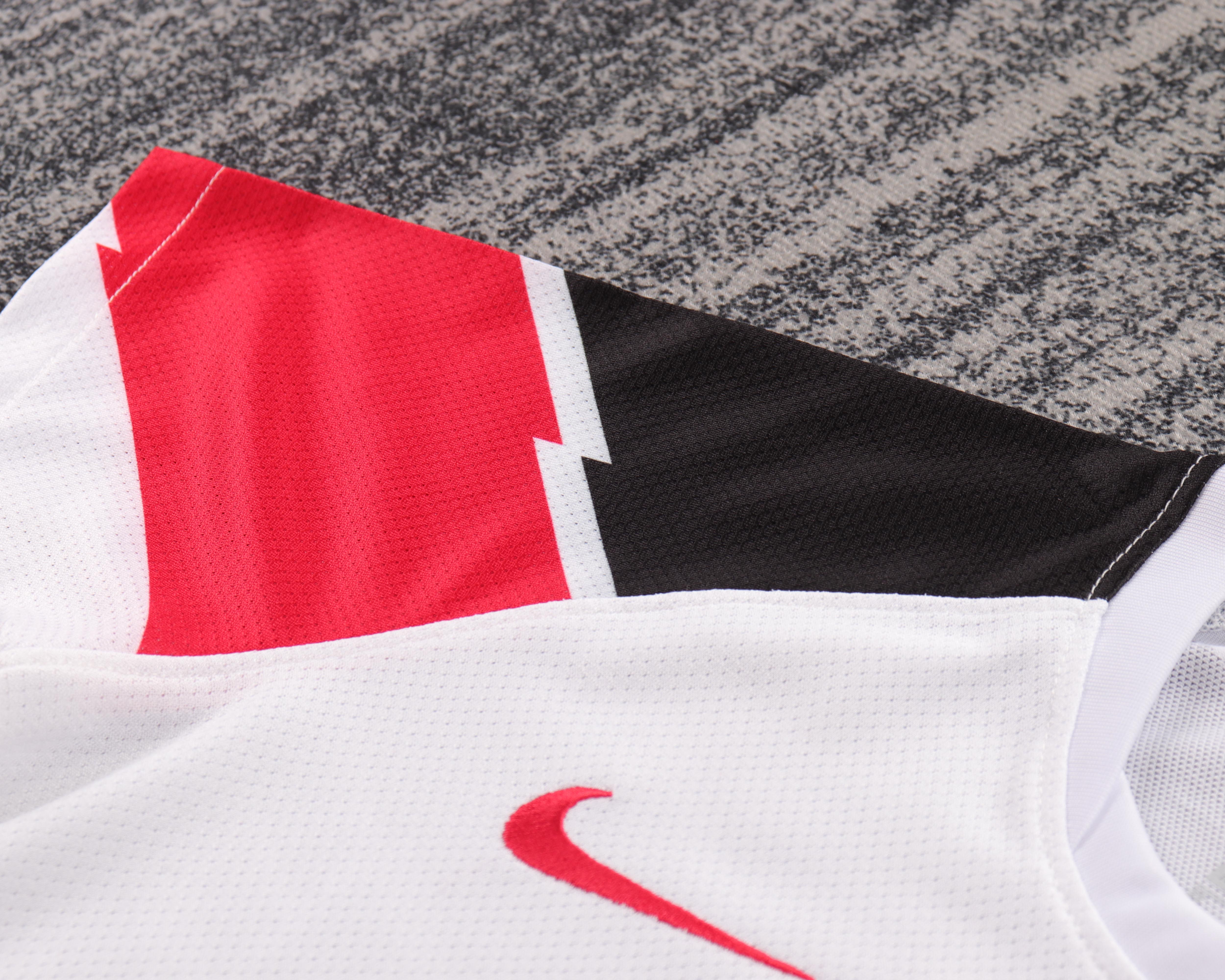 Kids Retro Man Utd 11/12 Away UCL 3