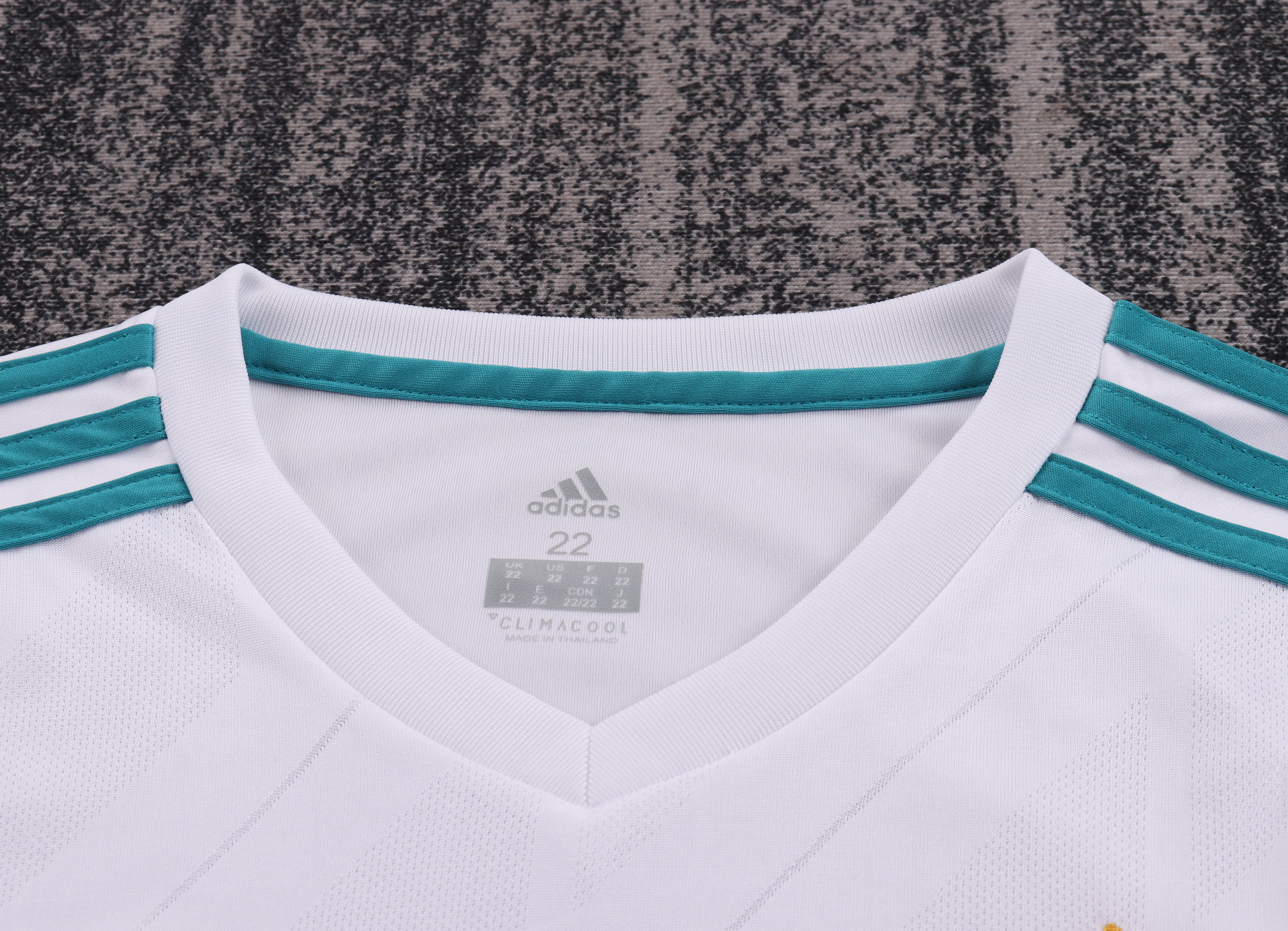 Kids Real Madrid 17/18 Home Long Sleeves 4