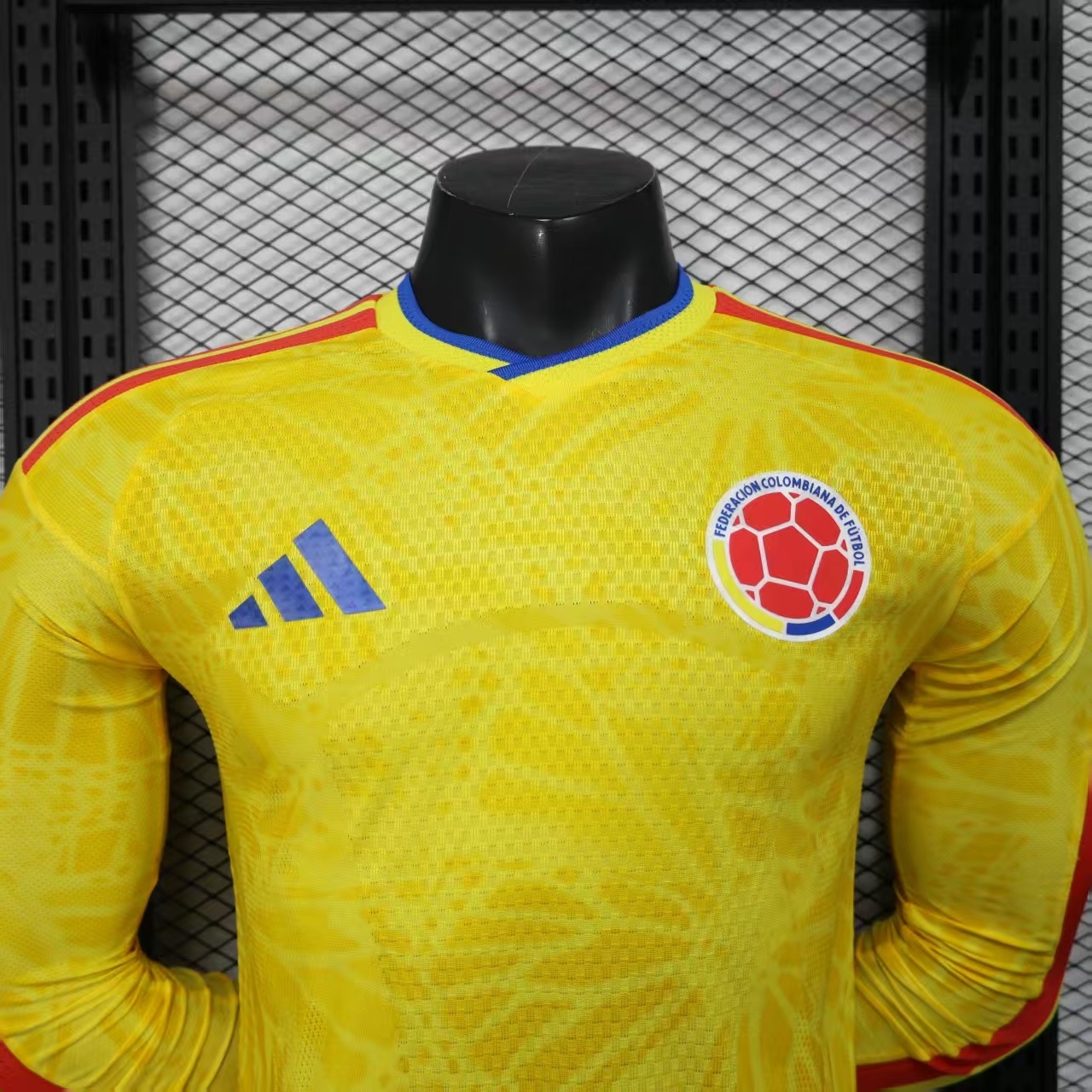 Player Version 2026 World Cup Colombia Home Jersey Long Sleeves S-XXL 3