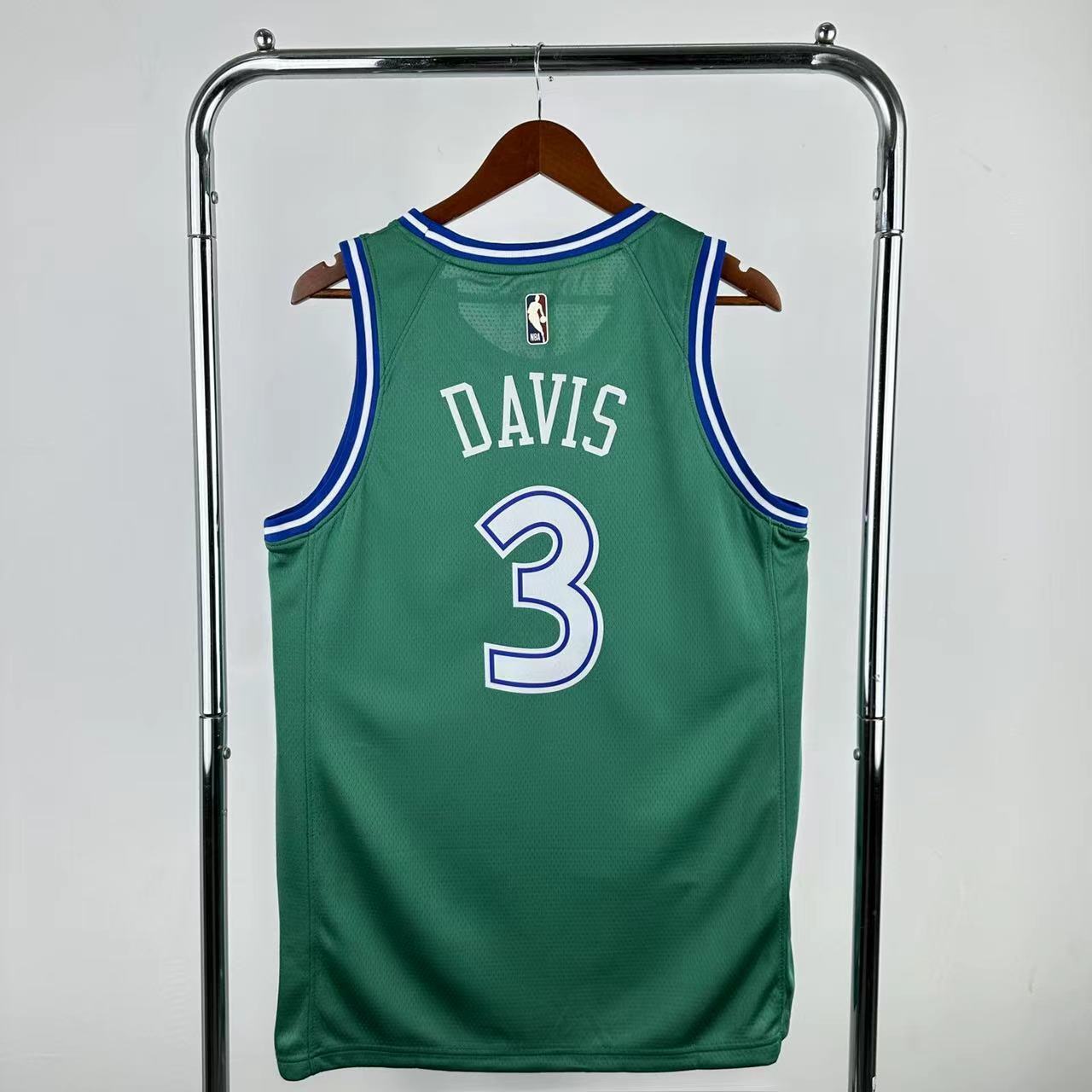 26 Season Mavericks Green #3 Davis