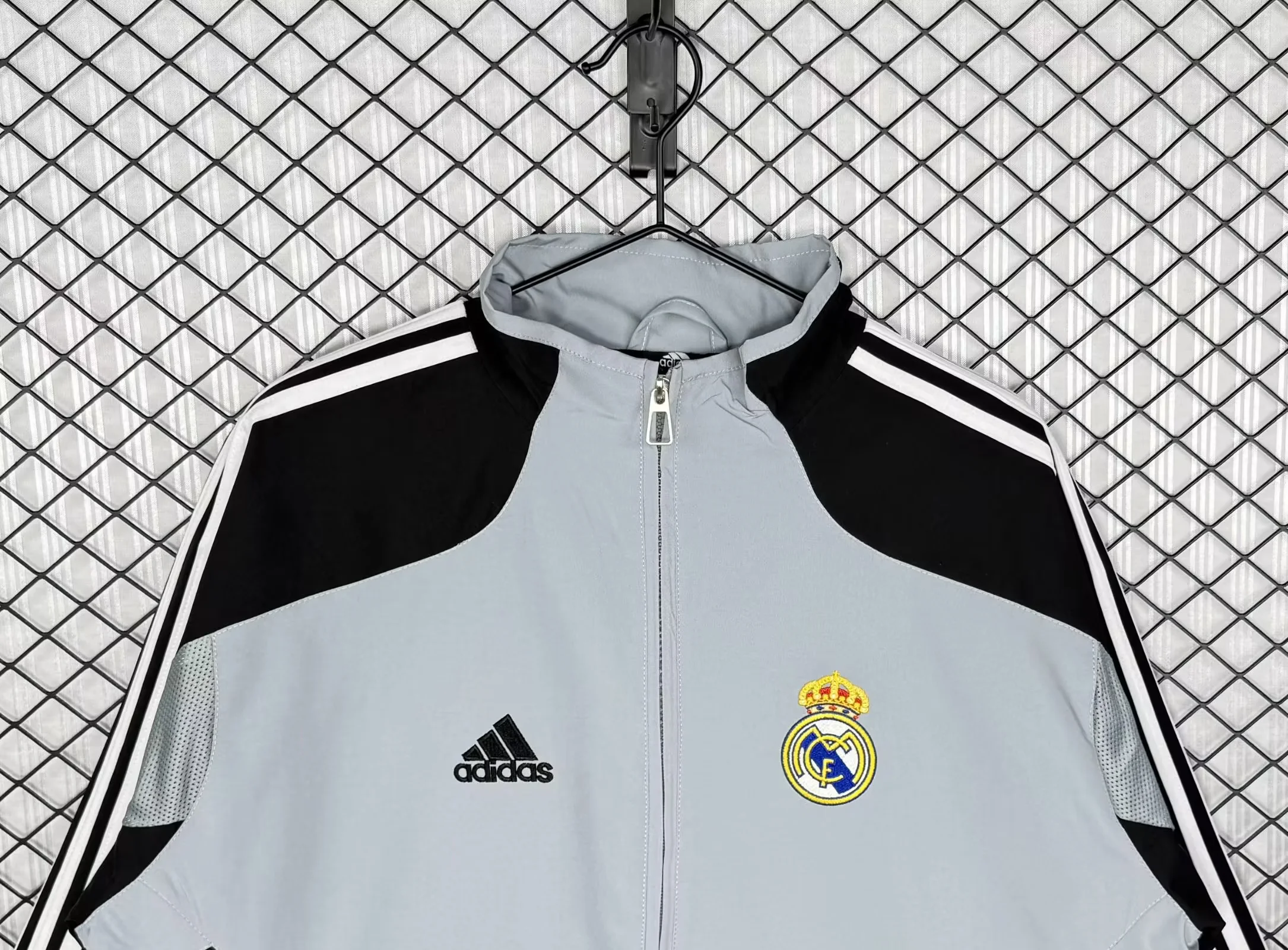 Real Madrid Windbreaker S-XXL 3