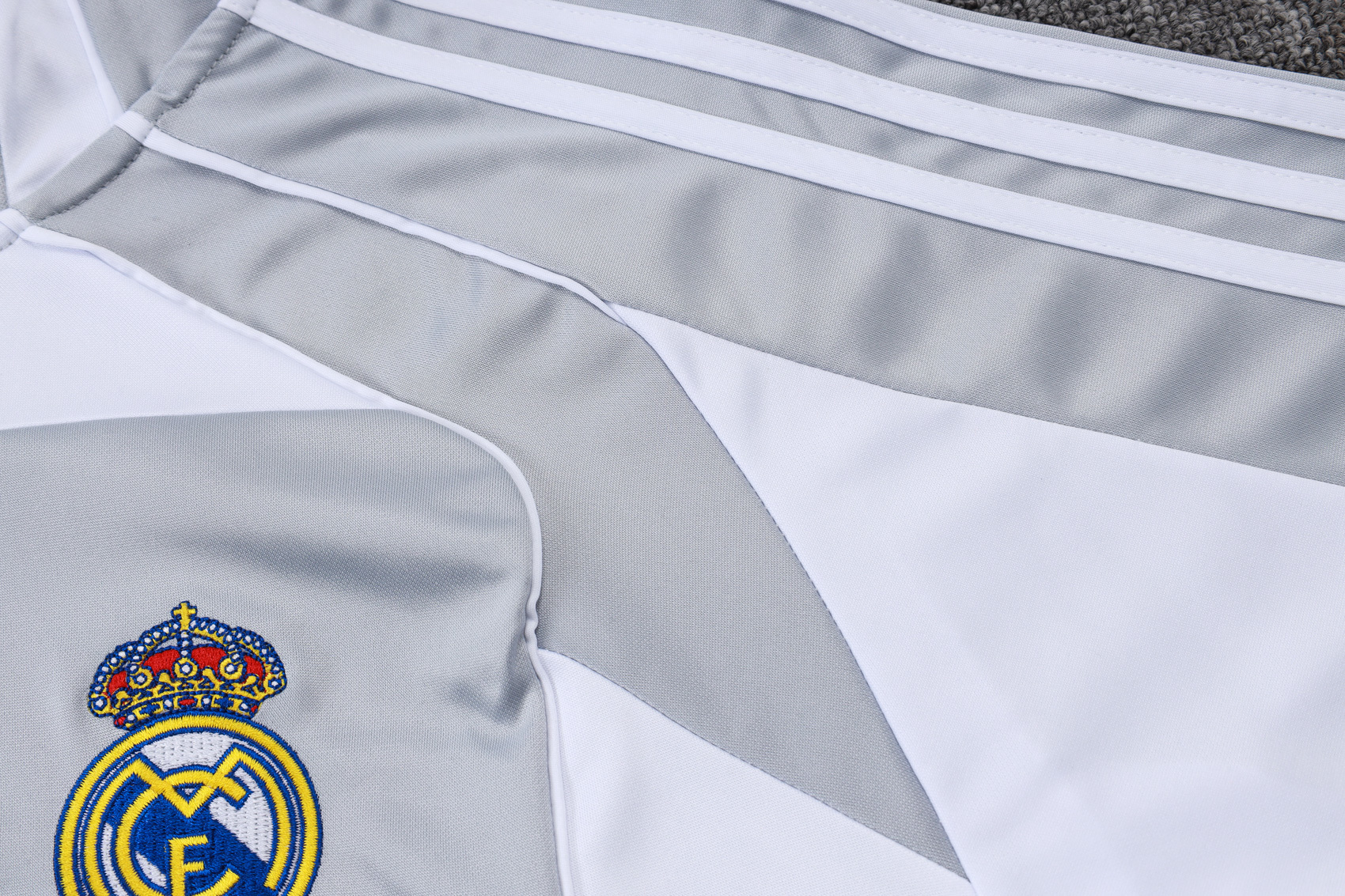 Adult / Kids 2526 Real Madrid Half Zipper Training Suit 4
