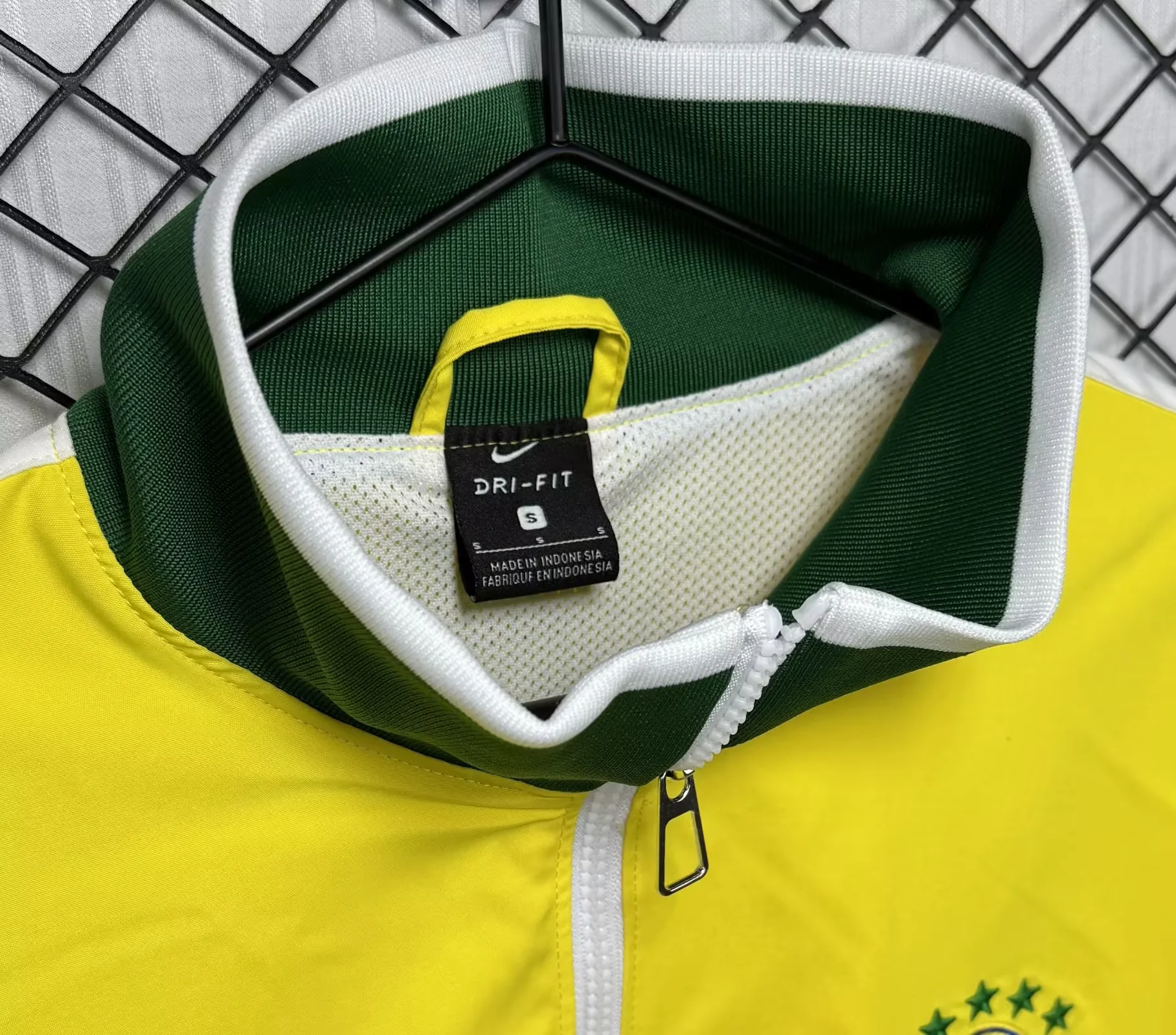 Brazil 2010/11 Sweatshirt 4