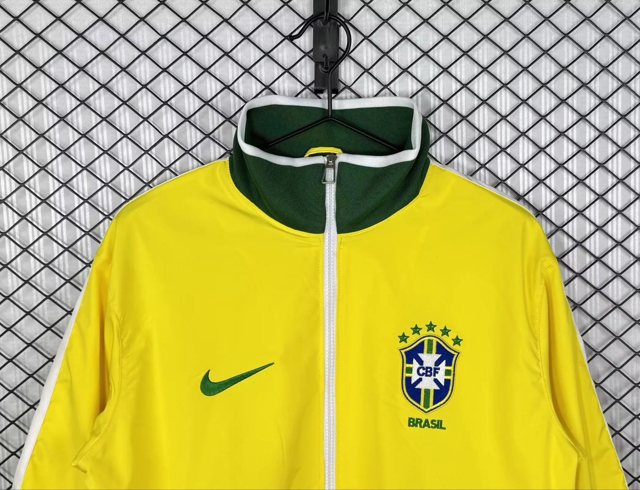 Brazil 2010/11 Sweatshirt 3