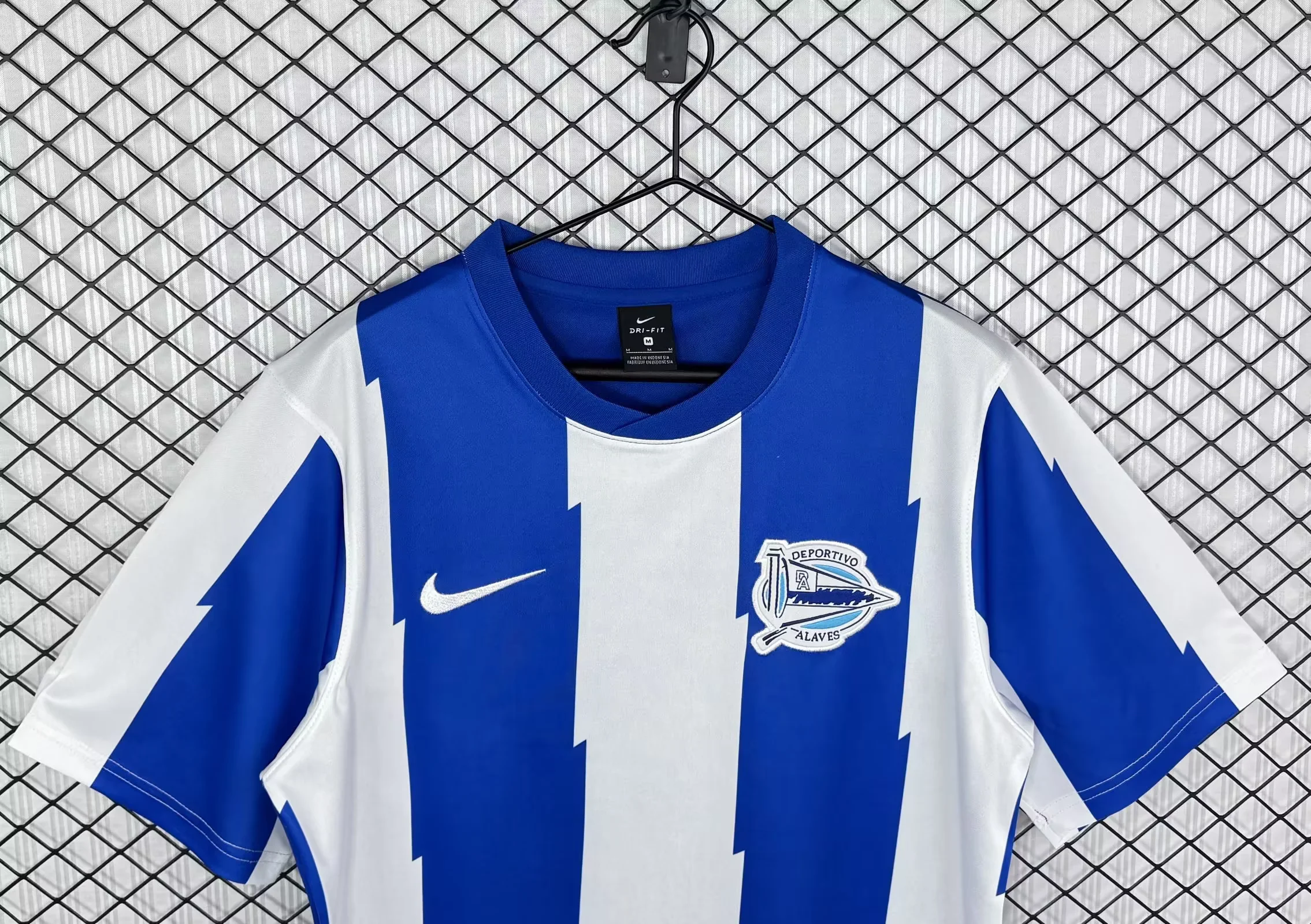 Retro Alavés 2011/12 Home Jersey S-XXL