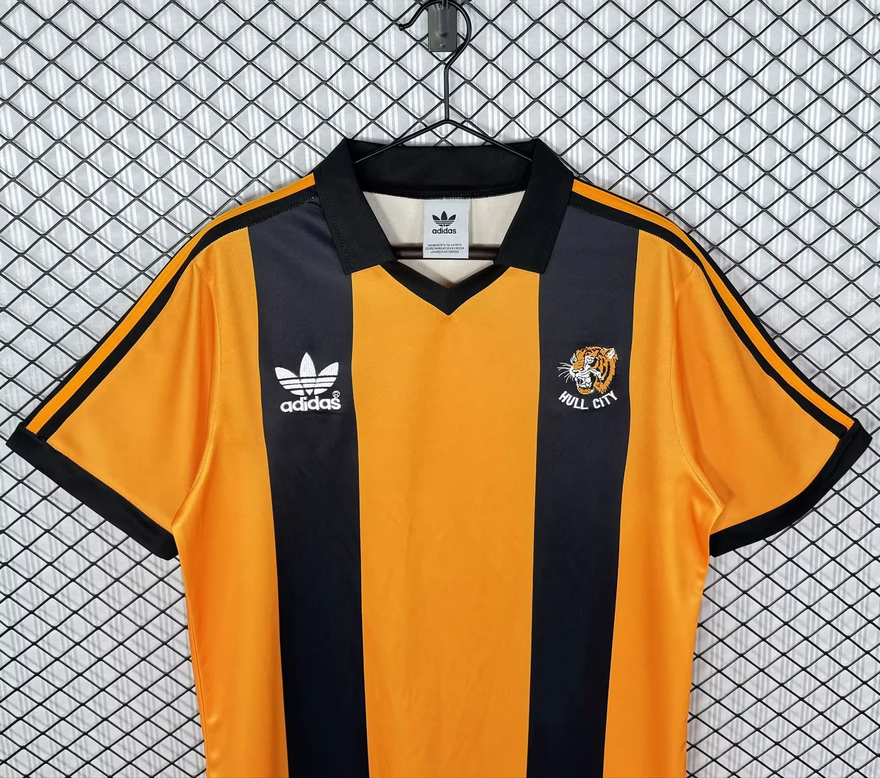 Retro Hull City 1981/82 Home Jersey S-XXL 3
