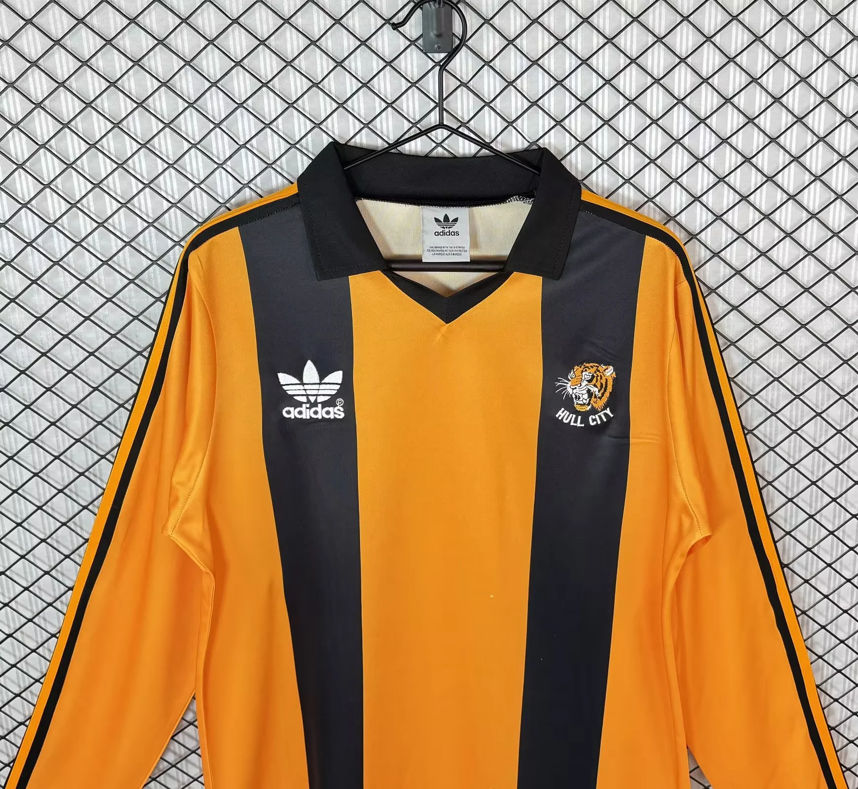 Retro Hull City 1981/82 Home Jersey Long Sleeves S-XXL 3