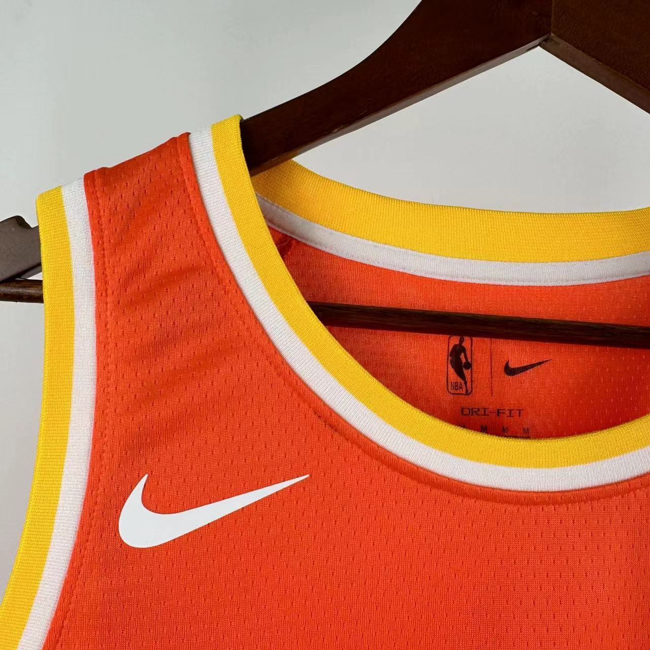 26 Season Cleveland Cavaliers City Edition #10