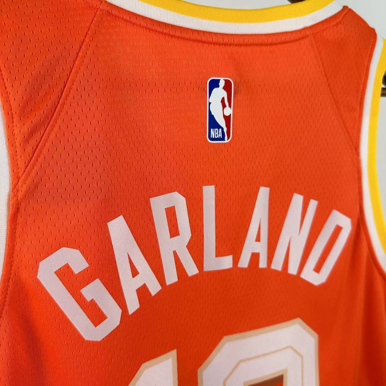 26 Season Cleveland Cavaliers City Edition #10