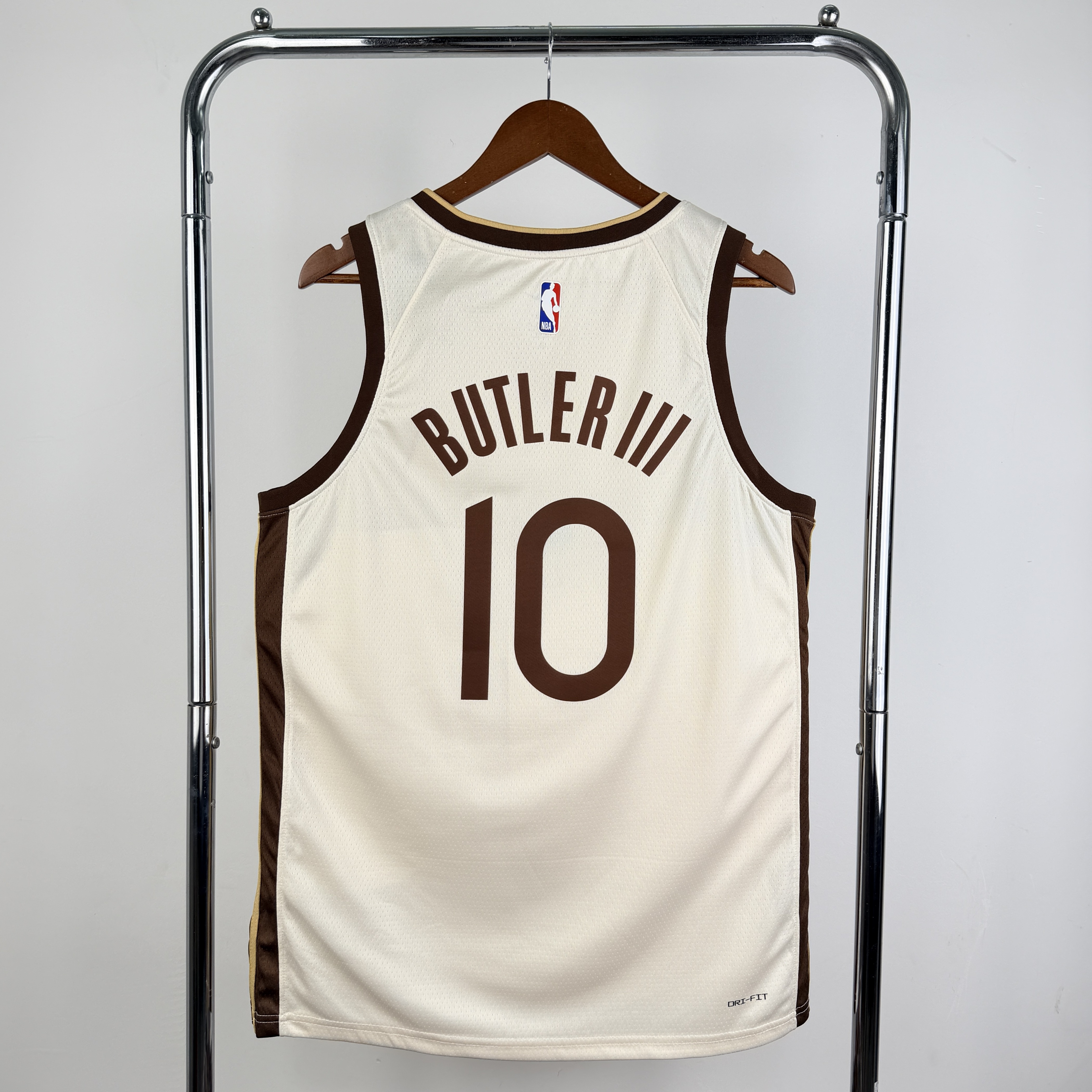 26 Season Warriors City Edition No.10