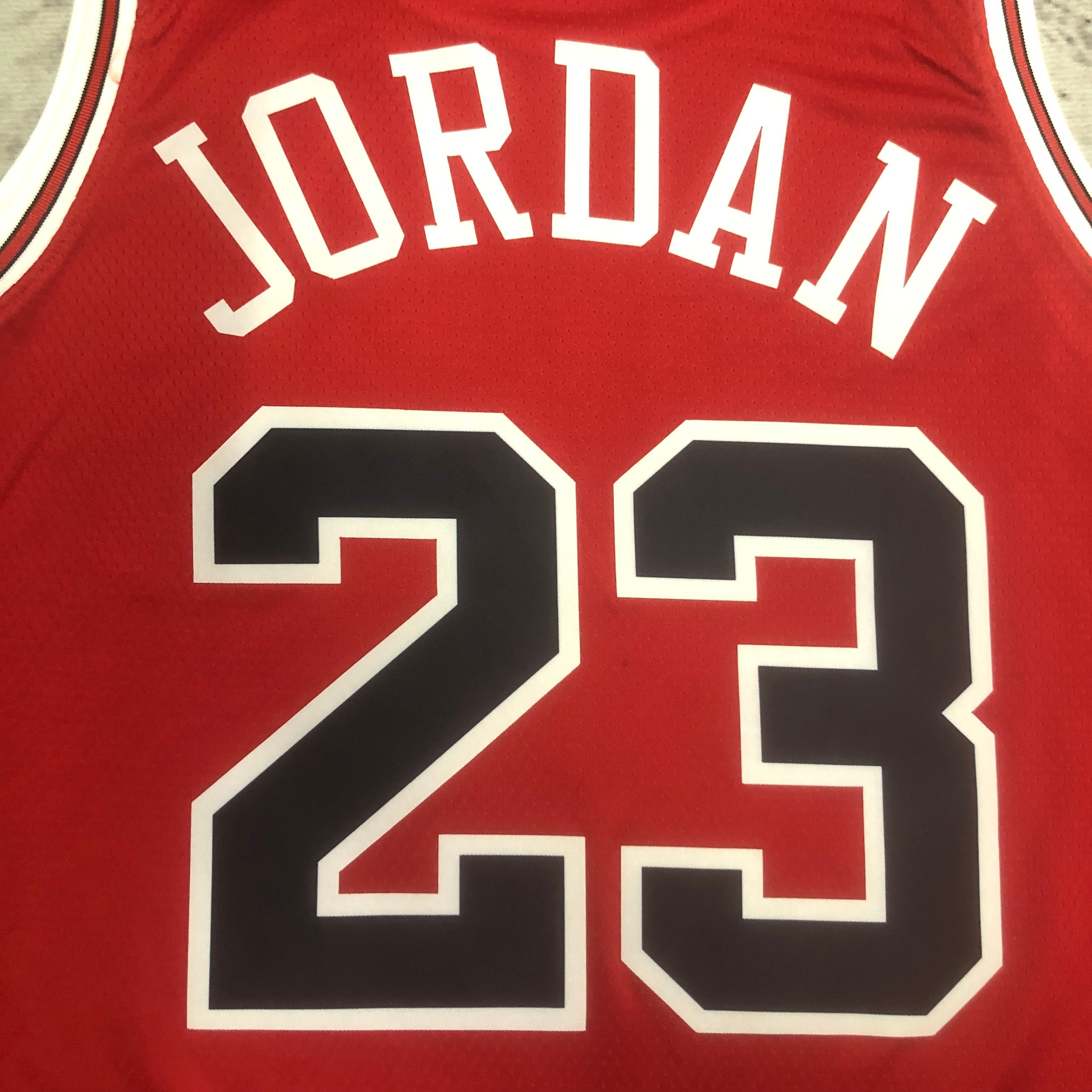 23 Season Chicago Bulls Red Jersey No.23