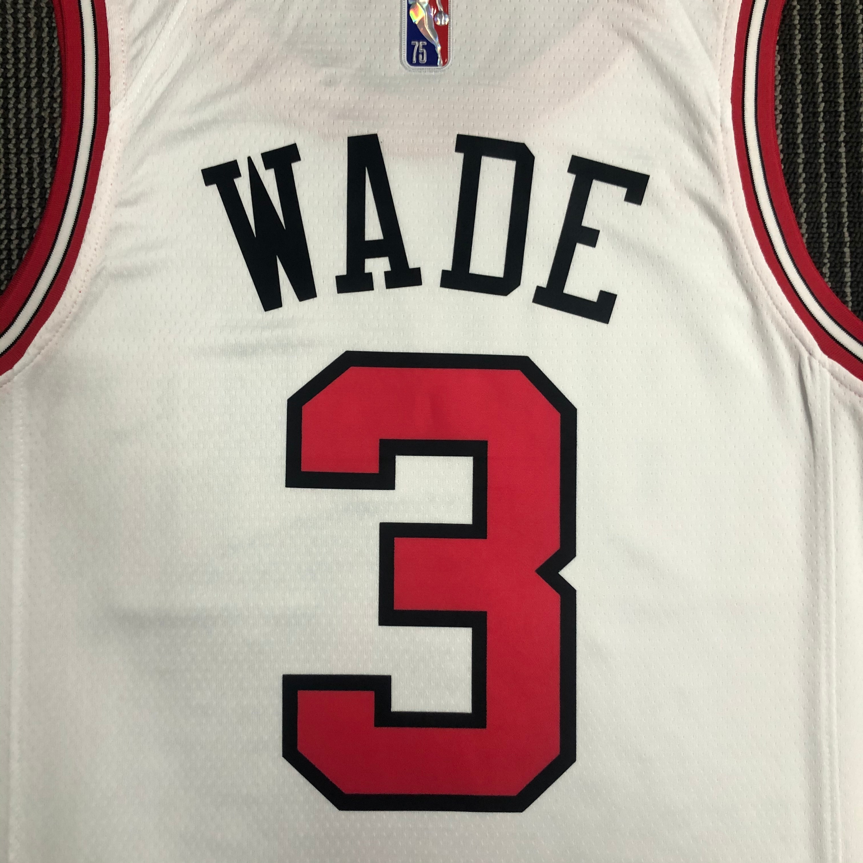 75th Anniversary Chicago Bulls White Jersey No.3