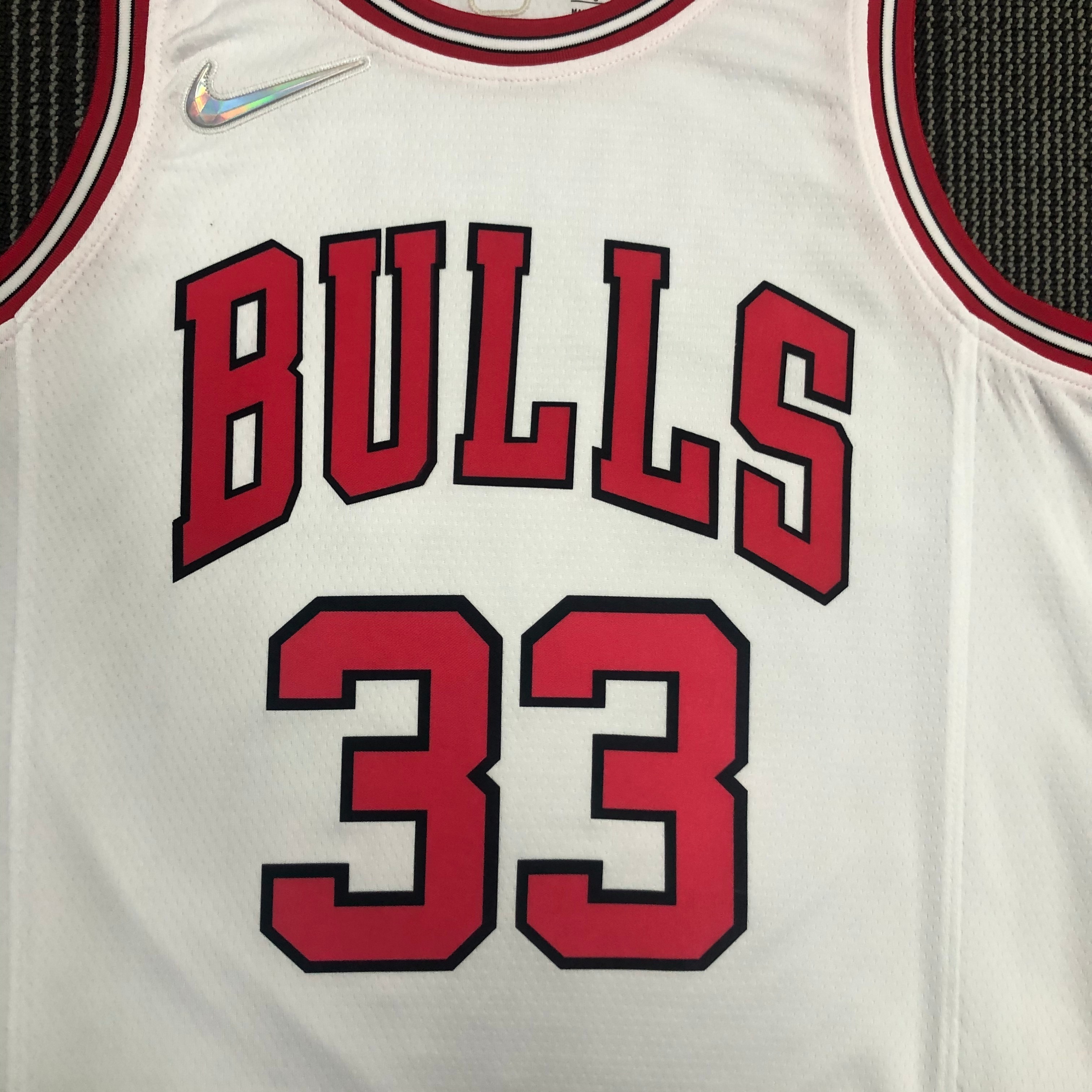 75th Anniversary Chicago Bulls White Jersey No.33