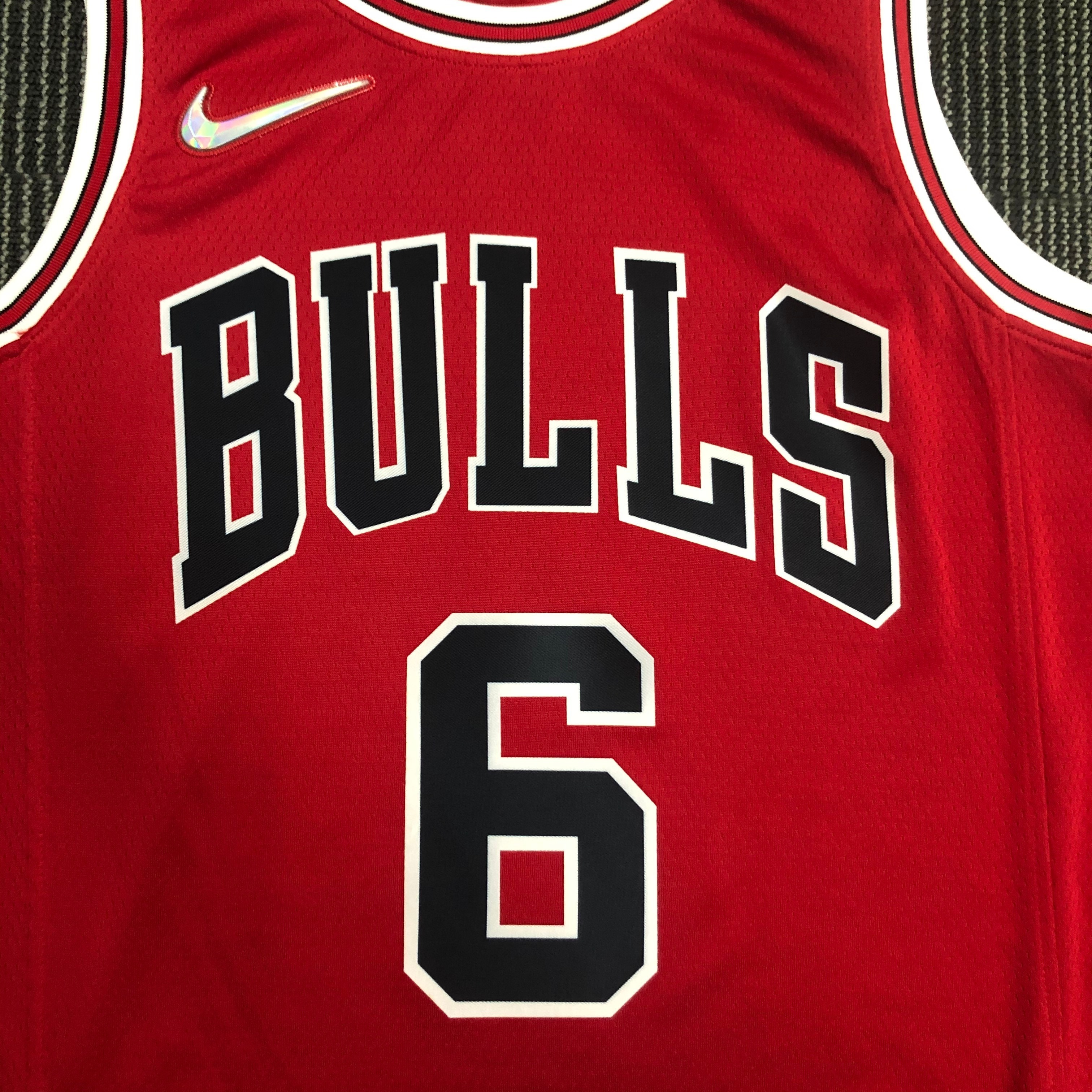 75th Anniversary Chicago Bulls Red Jersey No.6