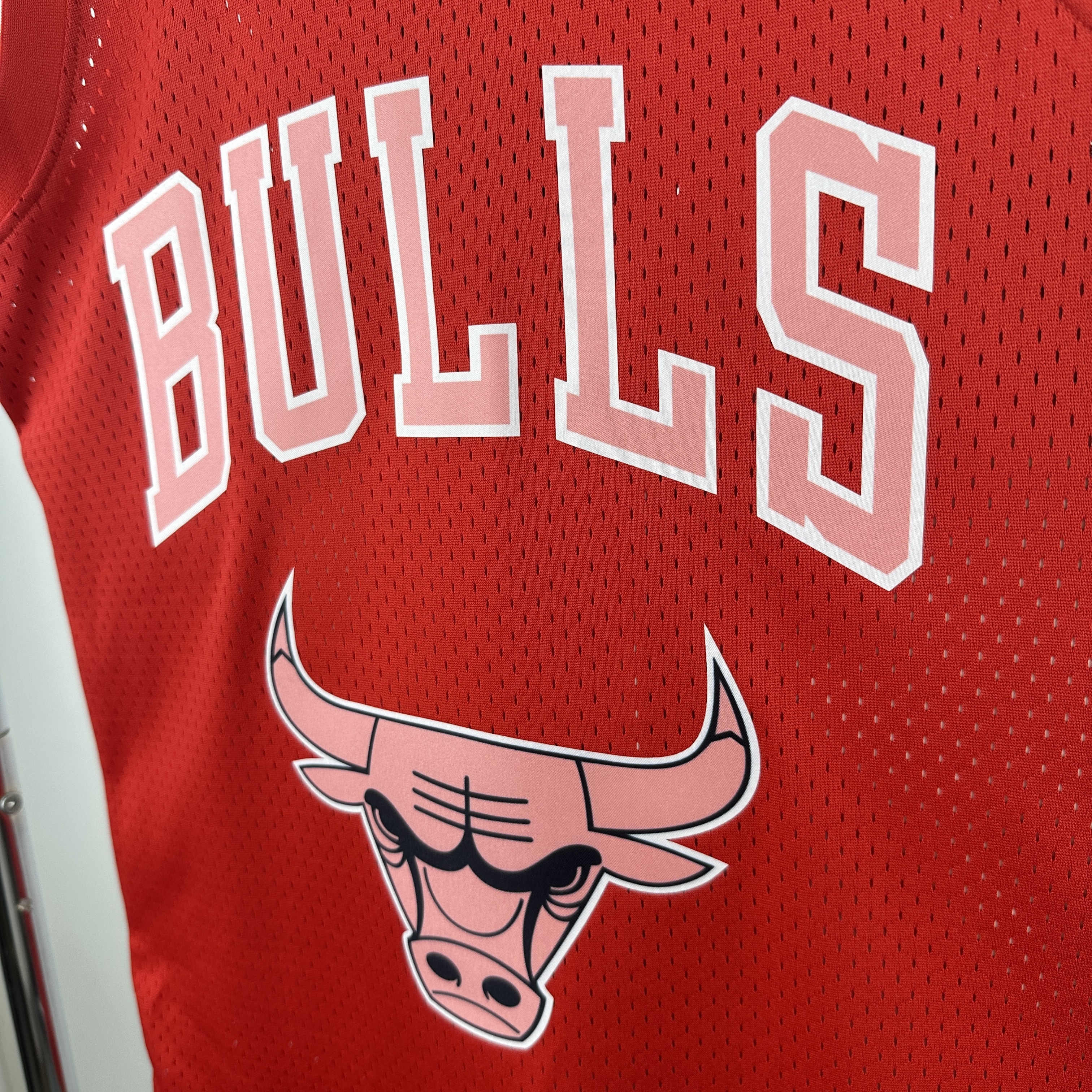 Chicago Bulls * Black Pink Jersey No.16