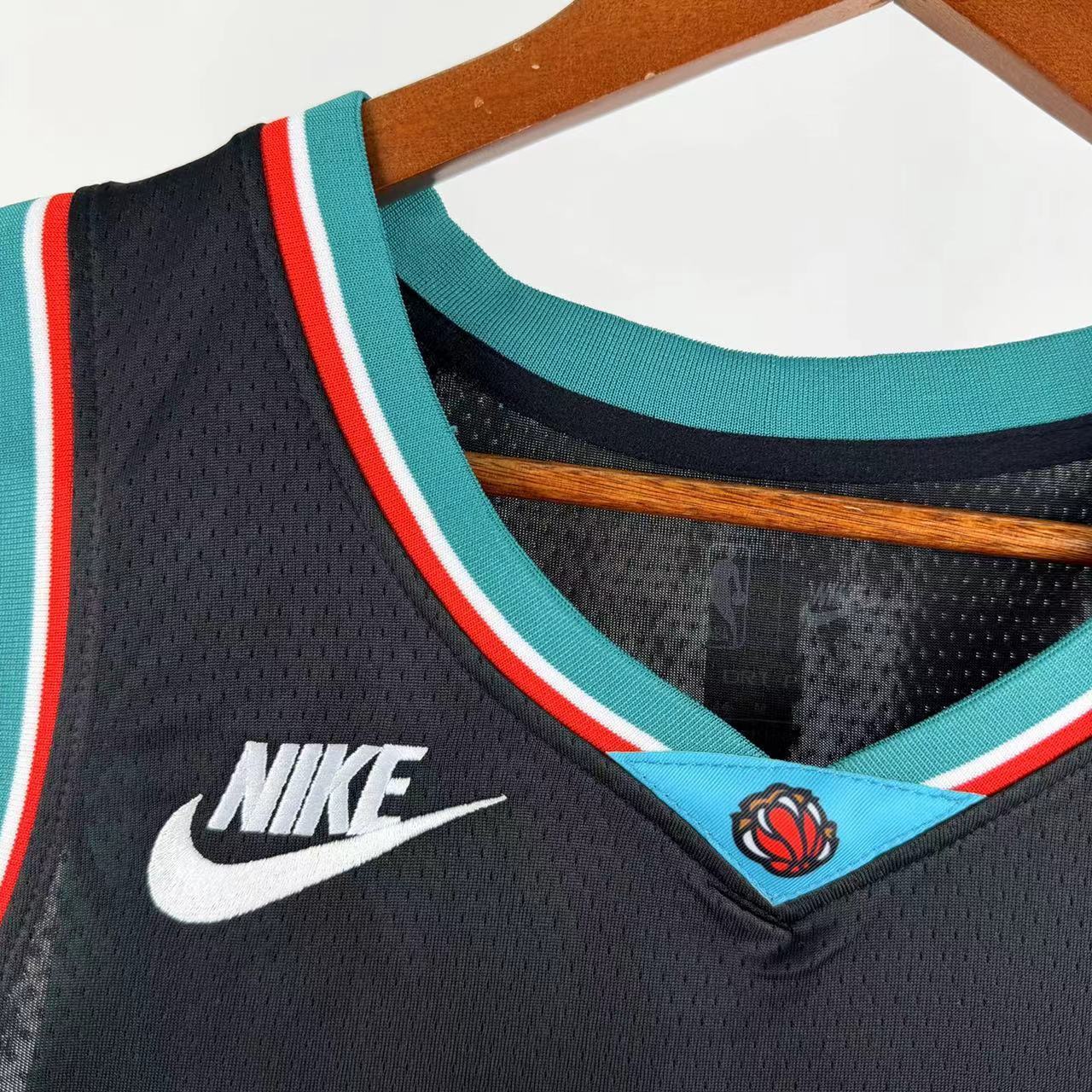 26 Season Grizzlies Black No.12
