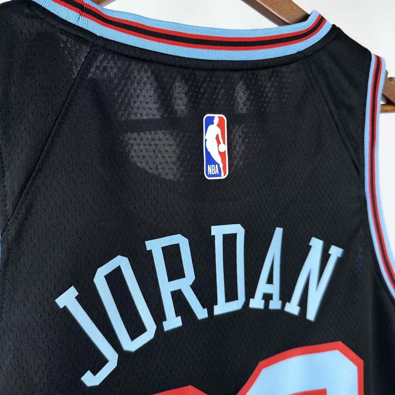 26 Season Chicago Bulls City Edition Jersey No.23
