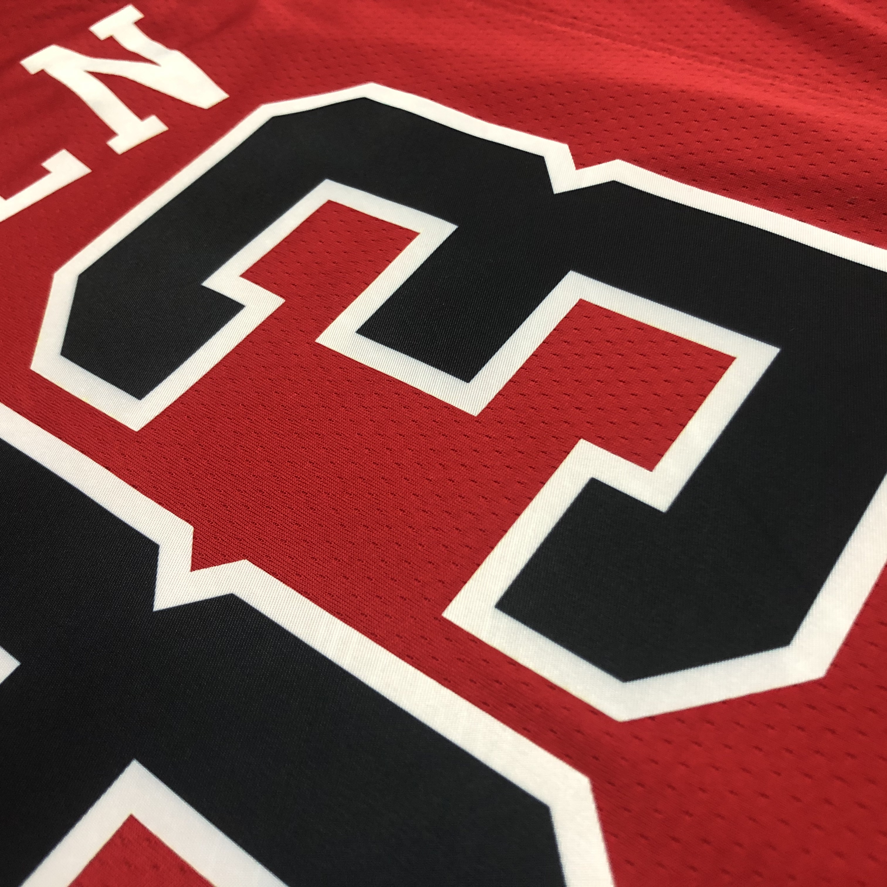 75th Anniversary Chicago Bulls Red Jersey No.3