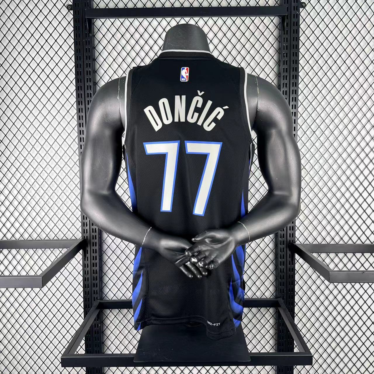 26 Season Mavericks City Edition No.77