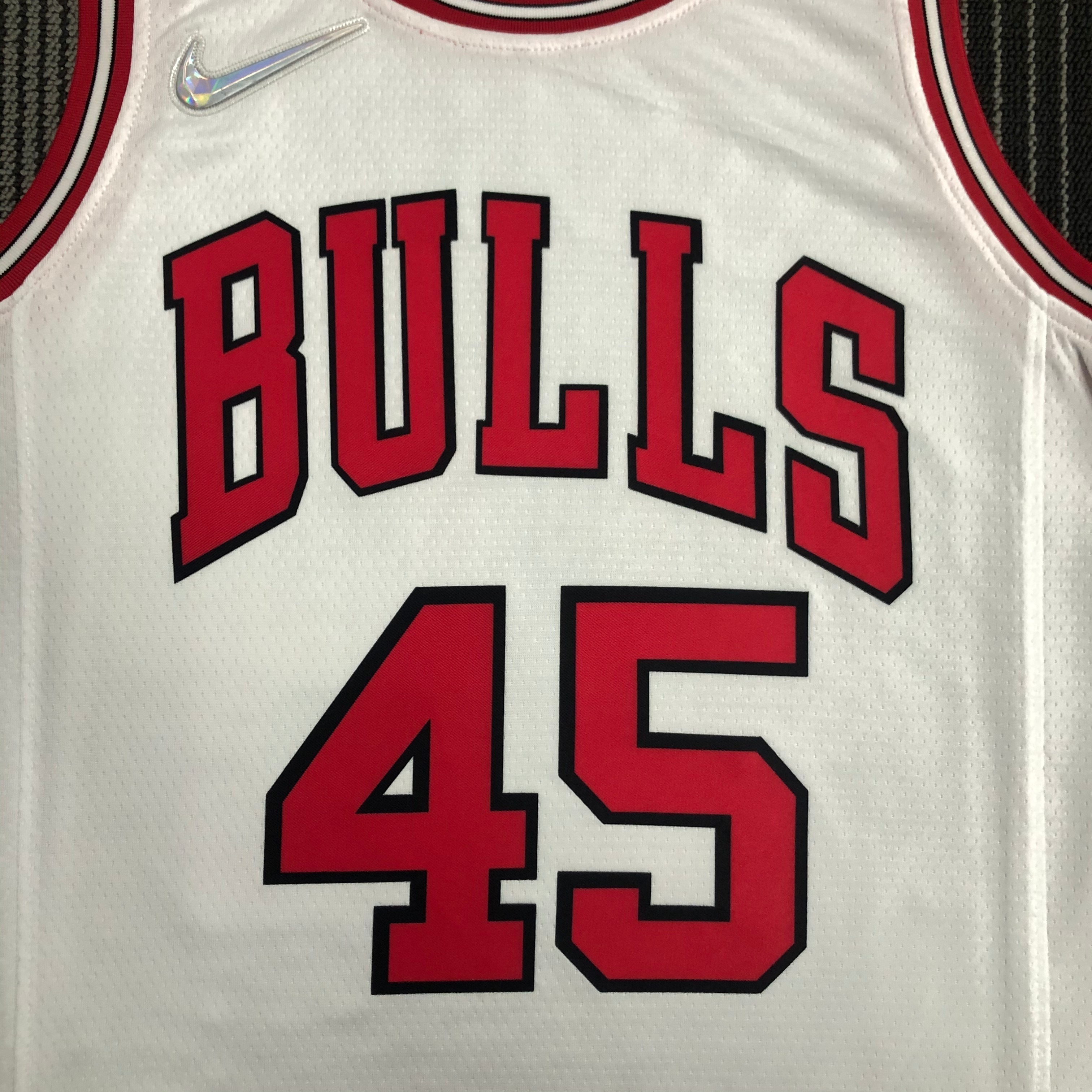 75th Anniversary Chicago Bulls White Jersey No.45