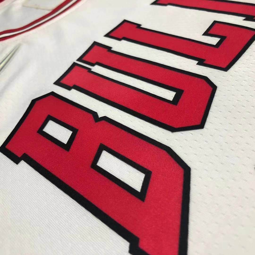 75th Anniversary Chicago Bulls White Jersey No.6