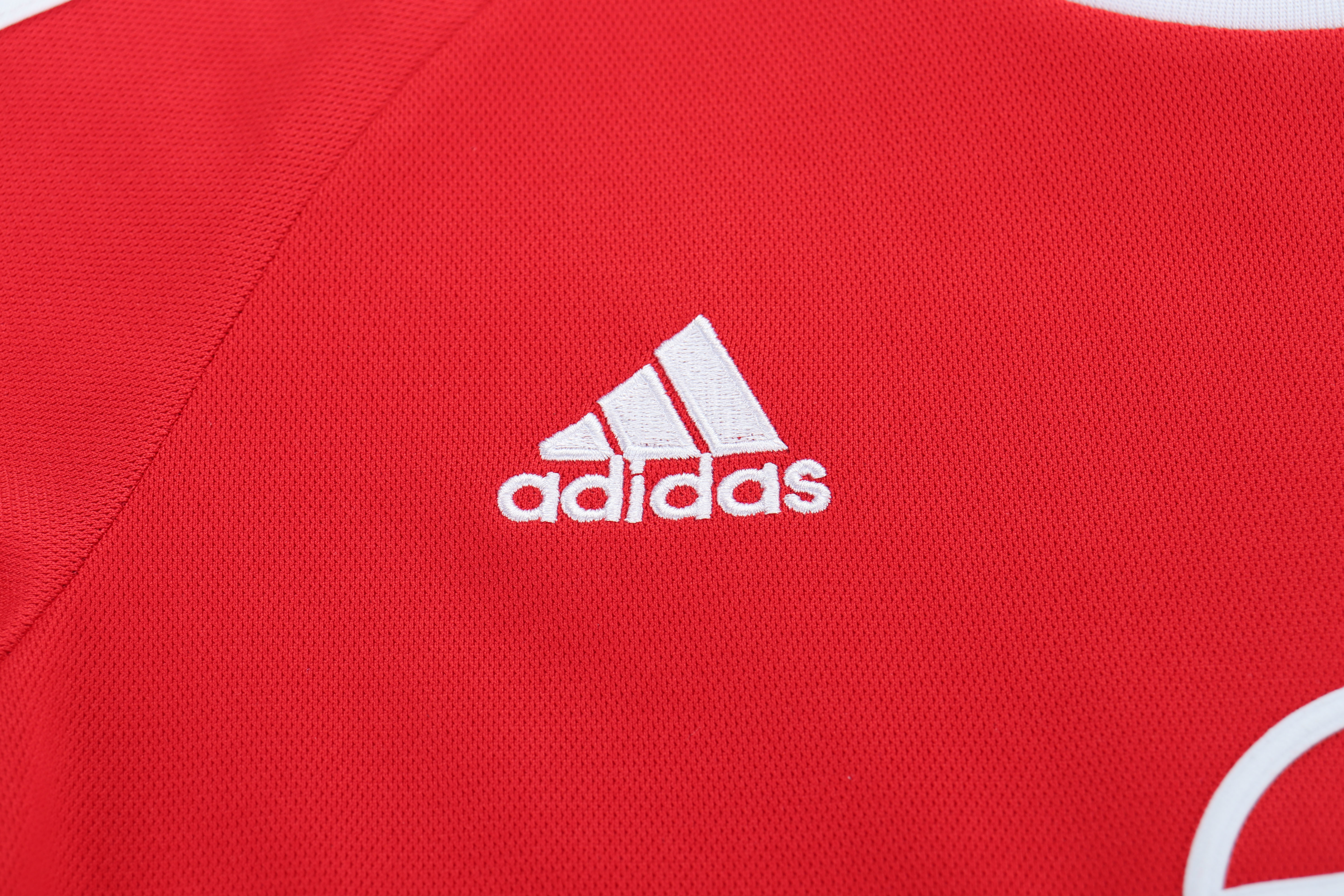 Kids Retro Bayern München 01/02 Home Kit