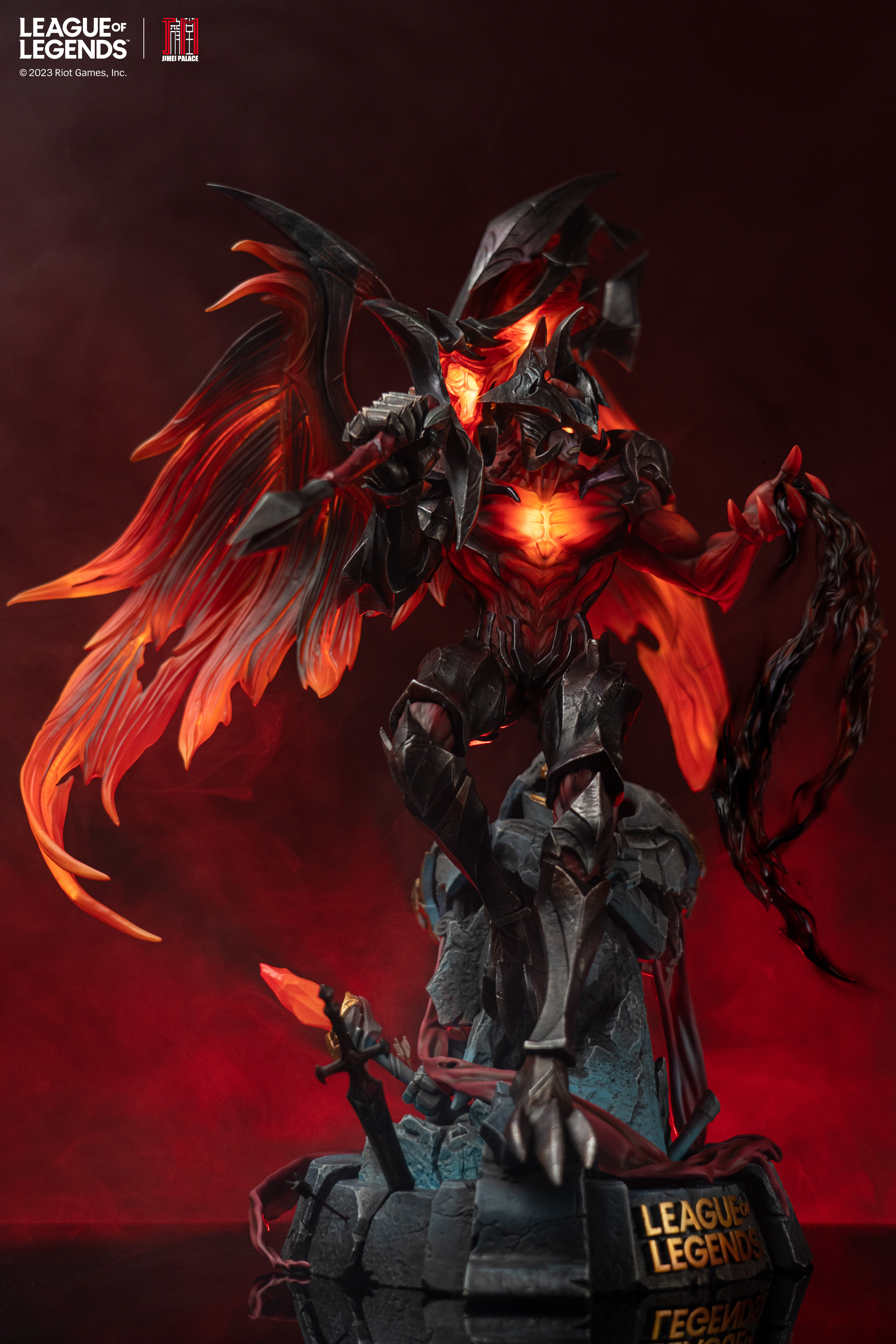 JIMEI PALACE- < League of Legends>  Aatrox Limited edition statue-Authorized