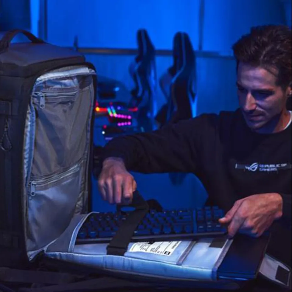 Original ASUS ROG BP2703 Archer Weekender Backpack 17'' Laptop Travel Bag 32L