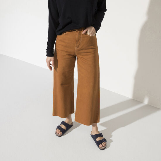 Arizona Soft Footbed Suede Leather