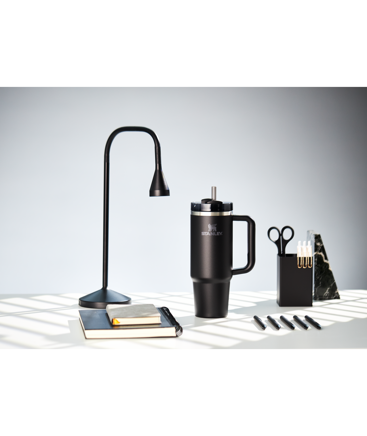 The Quencher H2.0 Flowstate™ Tumbler | 30 OZ