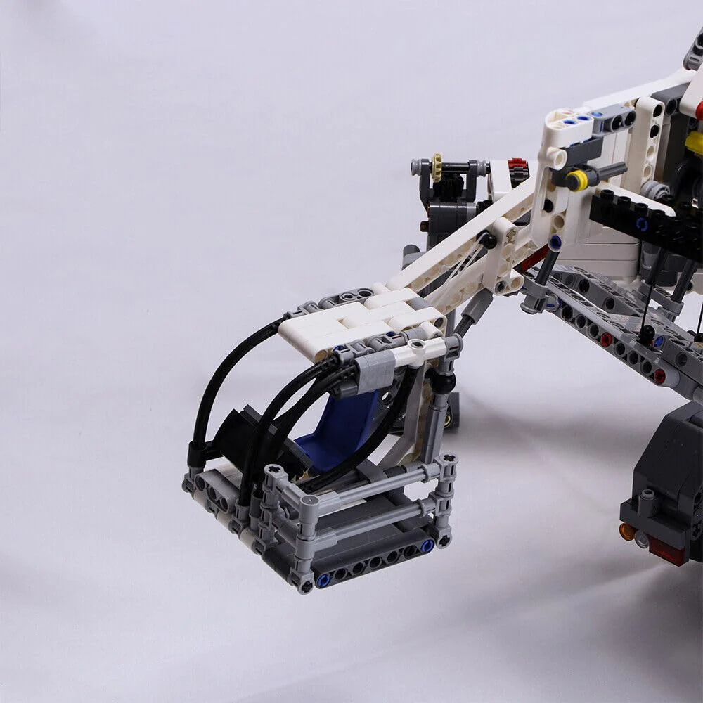 Technic Liebherr LTM 11200 Crane RC 8506 Pieces - ENBRIC