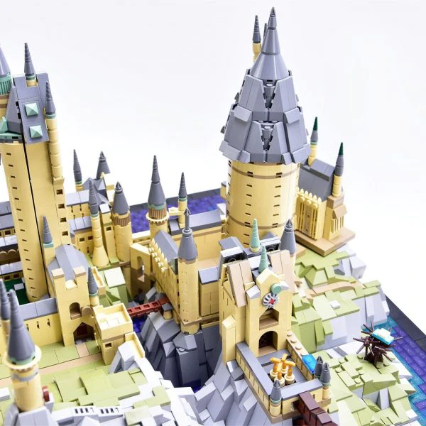 Hogwarts School of Witchcraft and Wizardry 6883PCs - ENBRIC