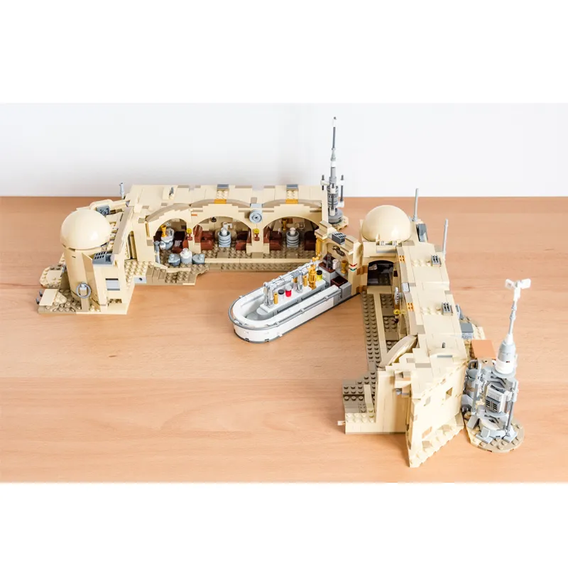 Mos Eisley Cantina building blocks 3301PCs - ENBRIC